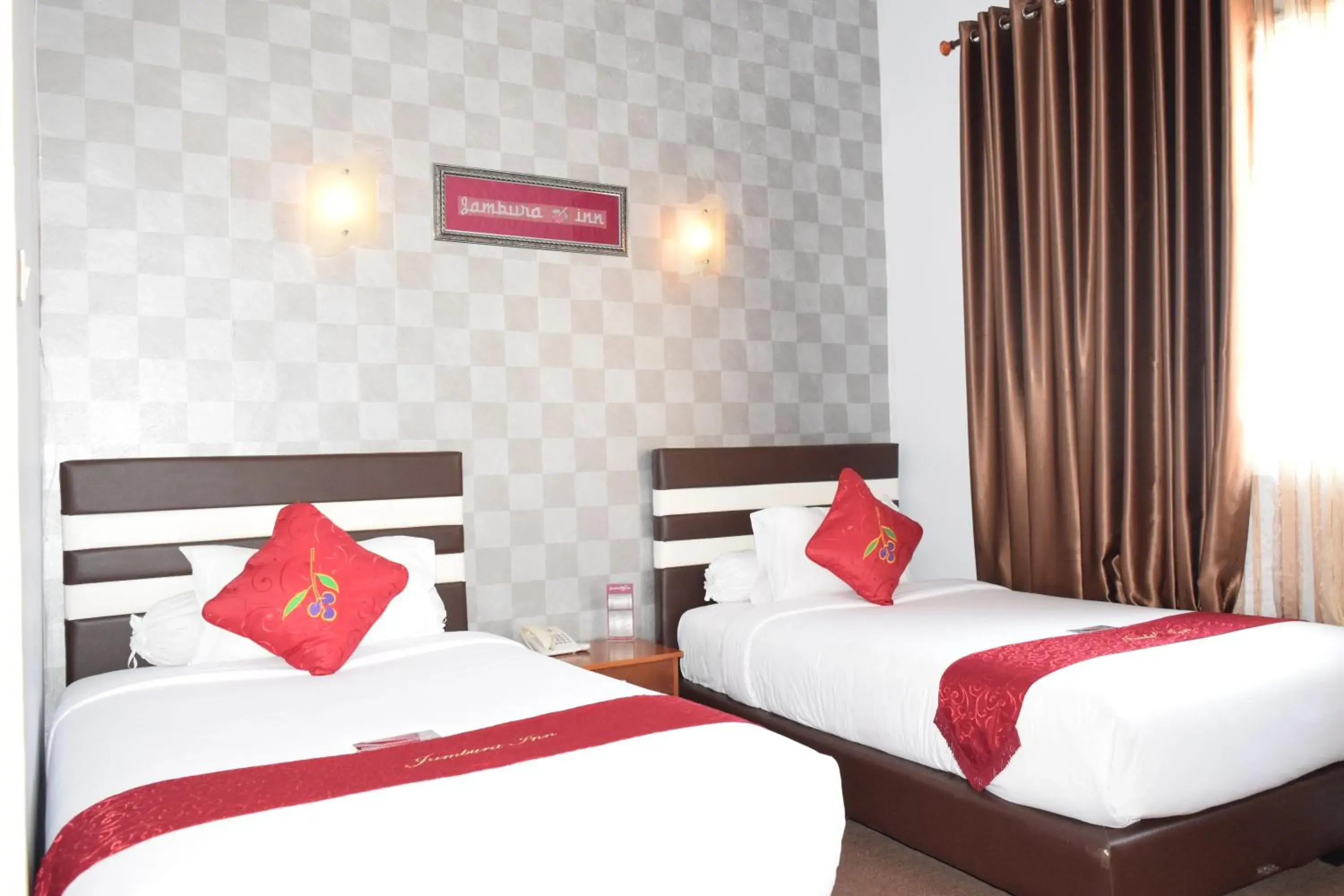 Superior Twin Room - single occupancy in Jambura Inn Superior Twin Room - single occupancy in Jambura Inn