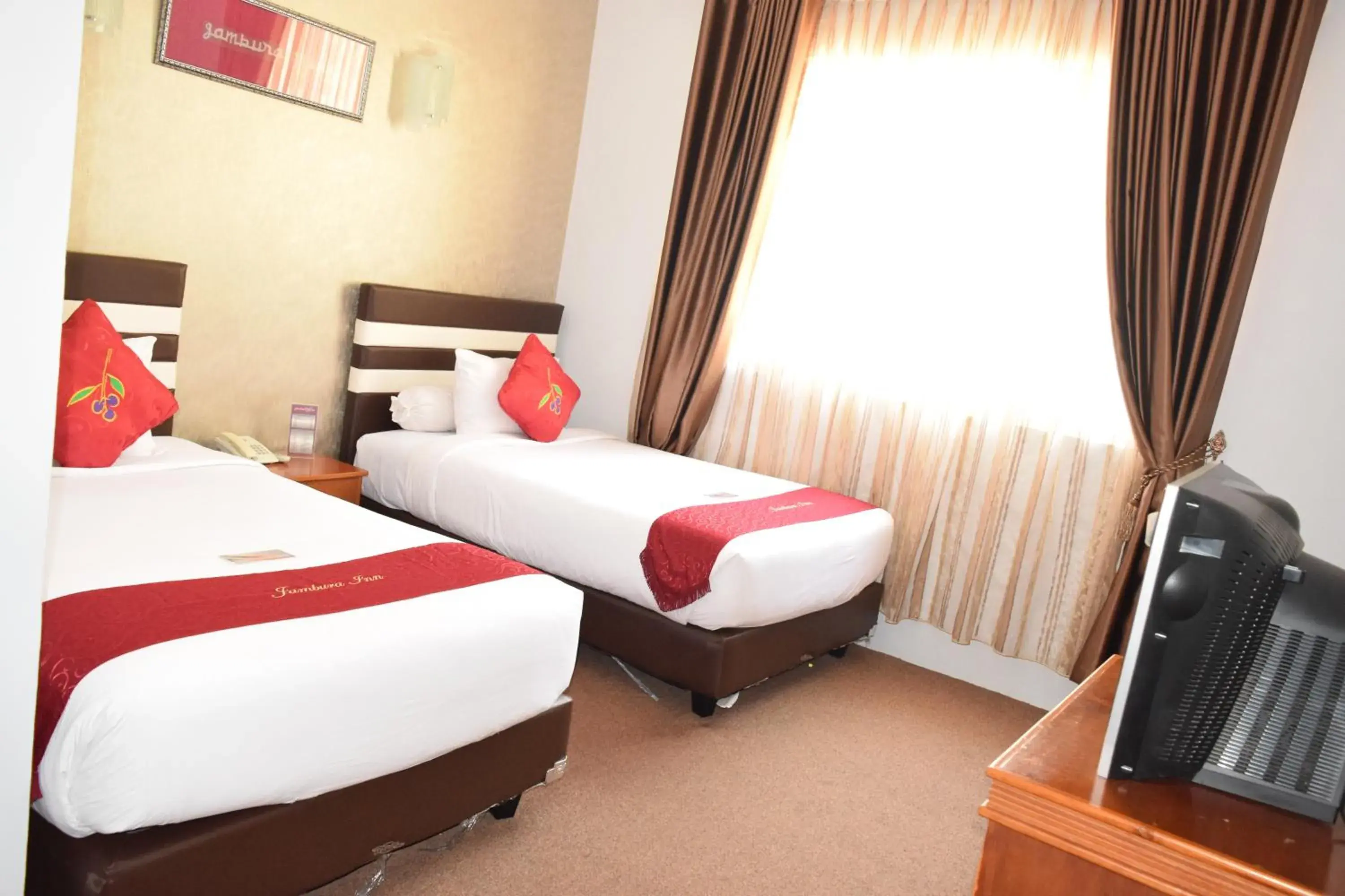 Superior Twin Room - single occupancy in Jambura Inn Superior Twin Room - single occupancy in Jambura Inn