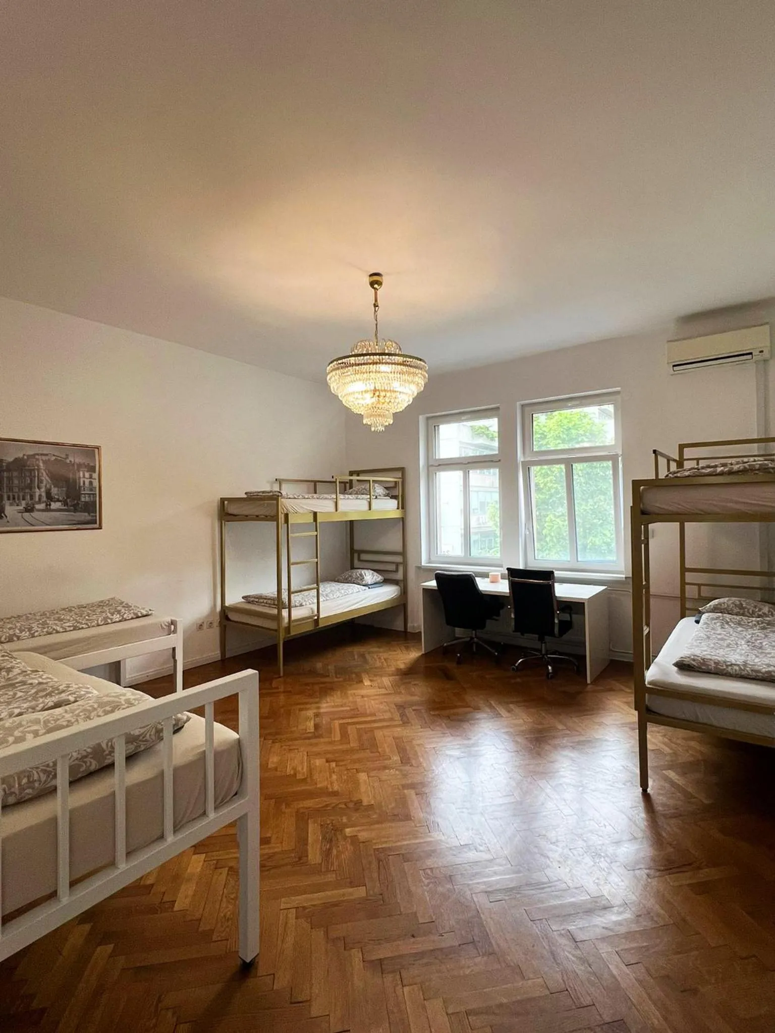 Rooms Miklošičeva