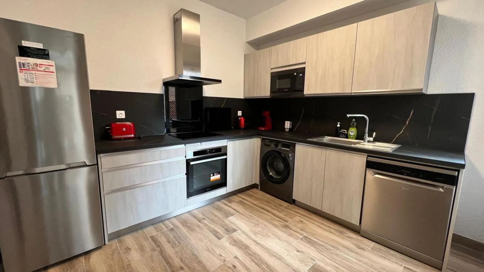 Appartement Les Halles , Climatisation, Terrasse, Garage