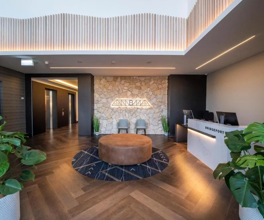 Lobby or reception in Bridgeport Hotel