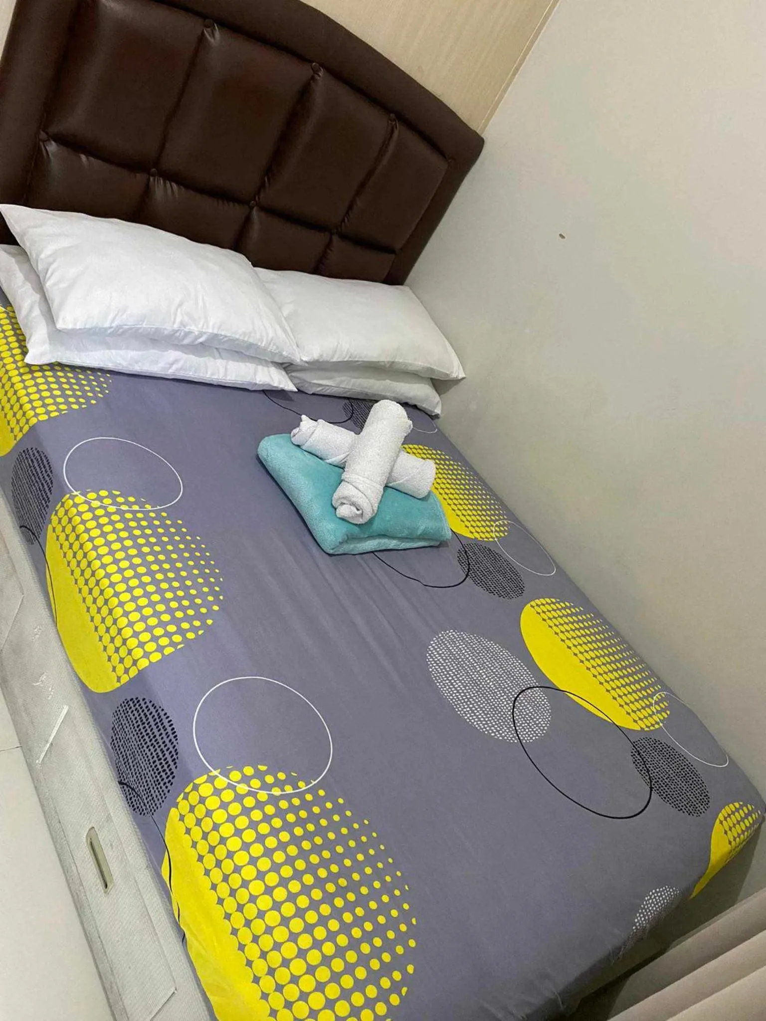 Bed in LIAM's Staycation