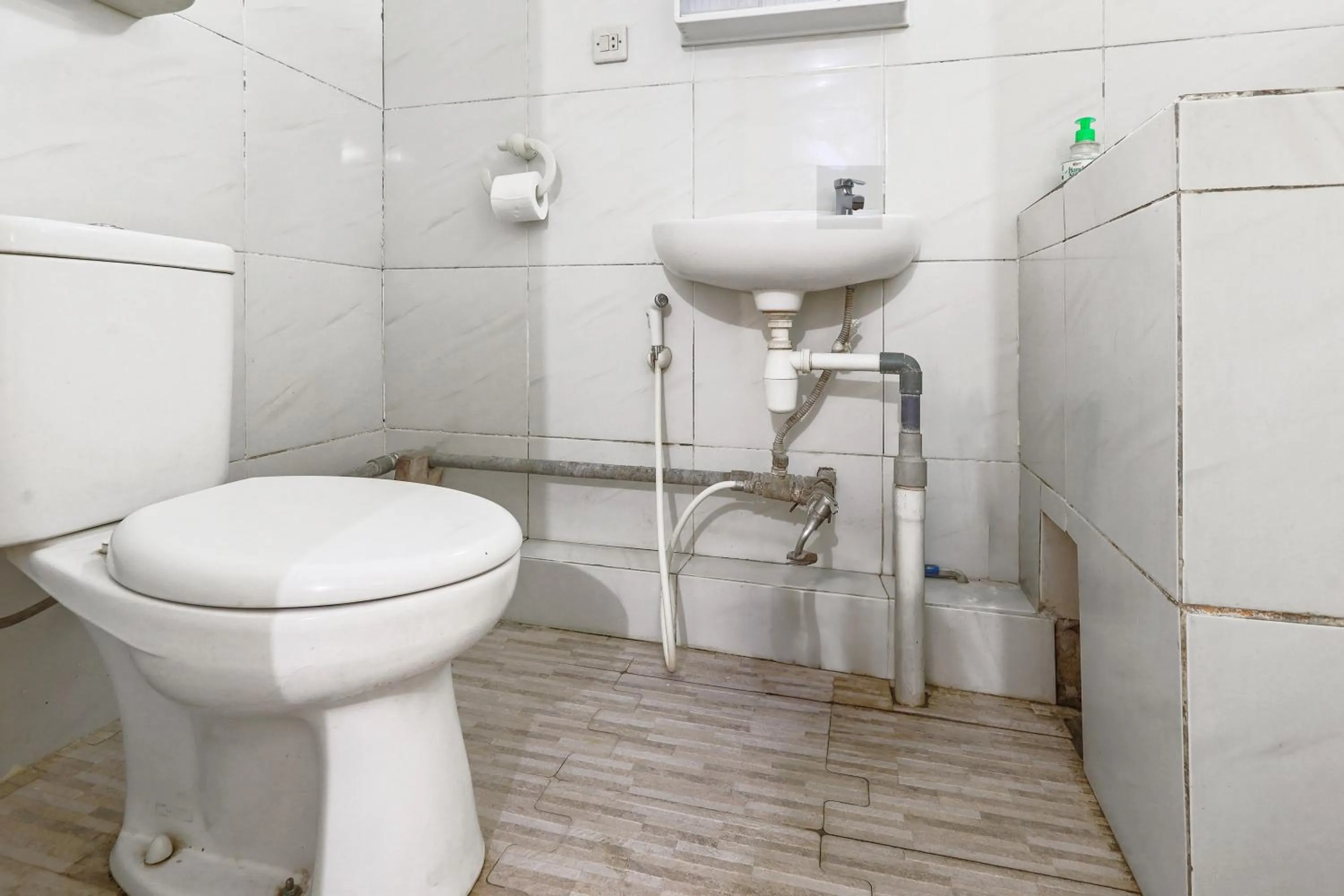 Bathroom in Palulu Garden Homestay