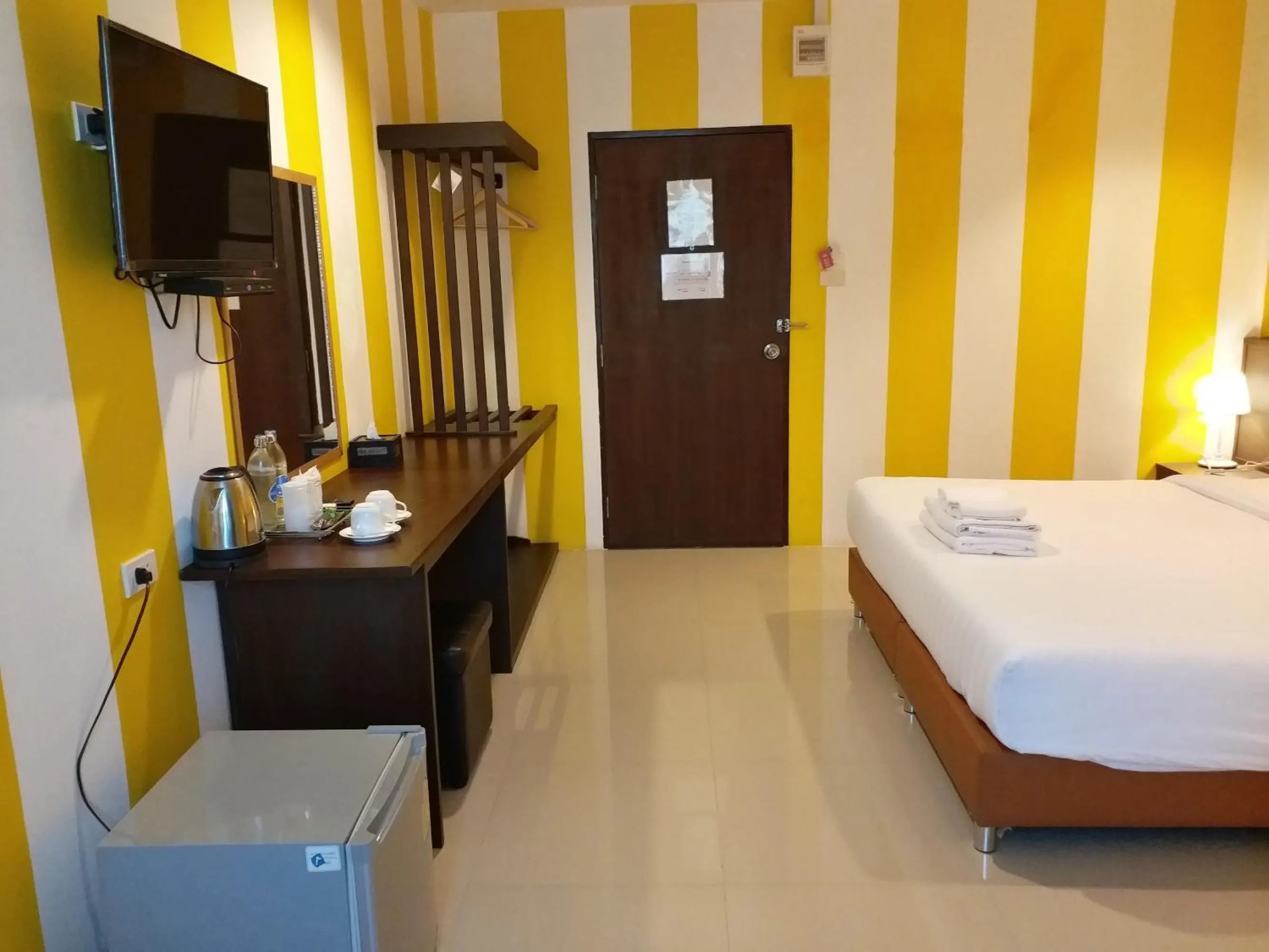 Bedroom, Bed in Sand Paisan Resort