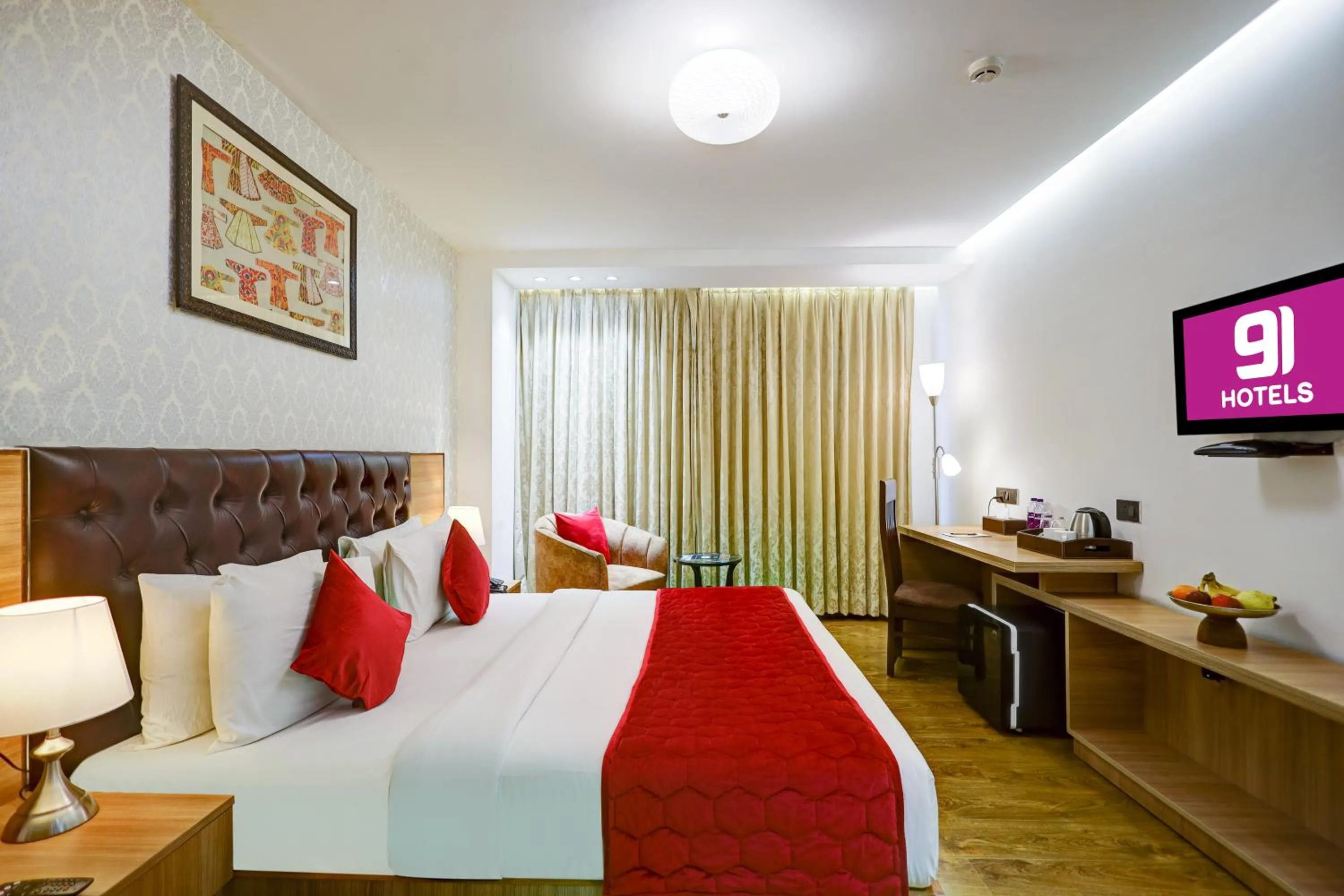 Bed in Hotel 91 Huda City Centre
