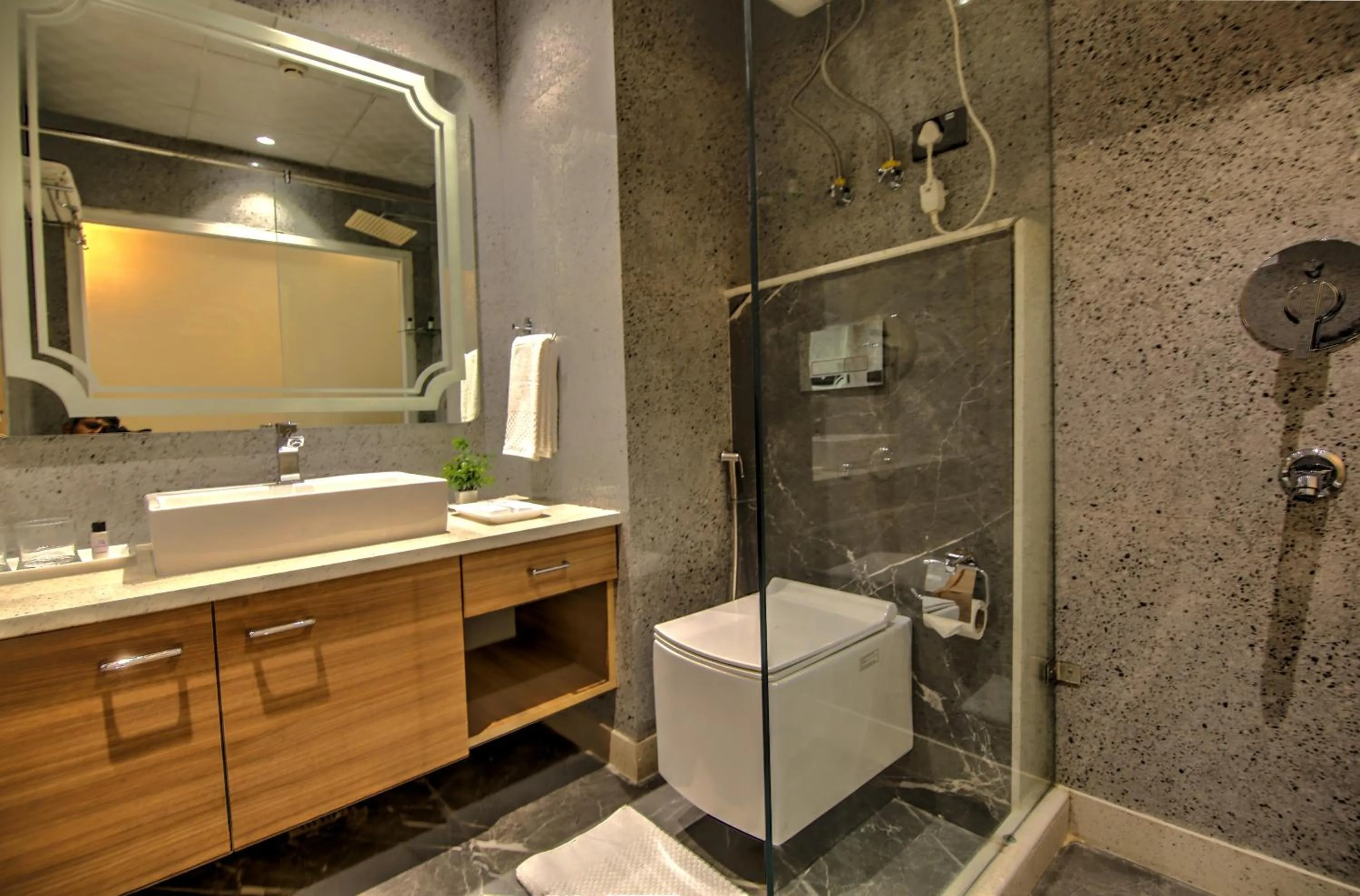 Bathroom in Hotel 91 Huda City Centre