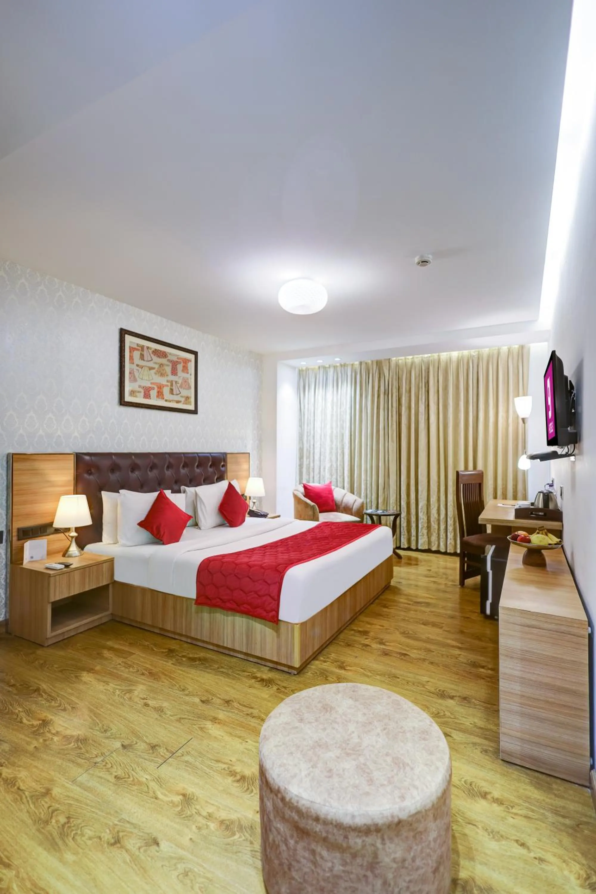 Bed in Hotel 91 Huda City Centre