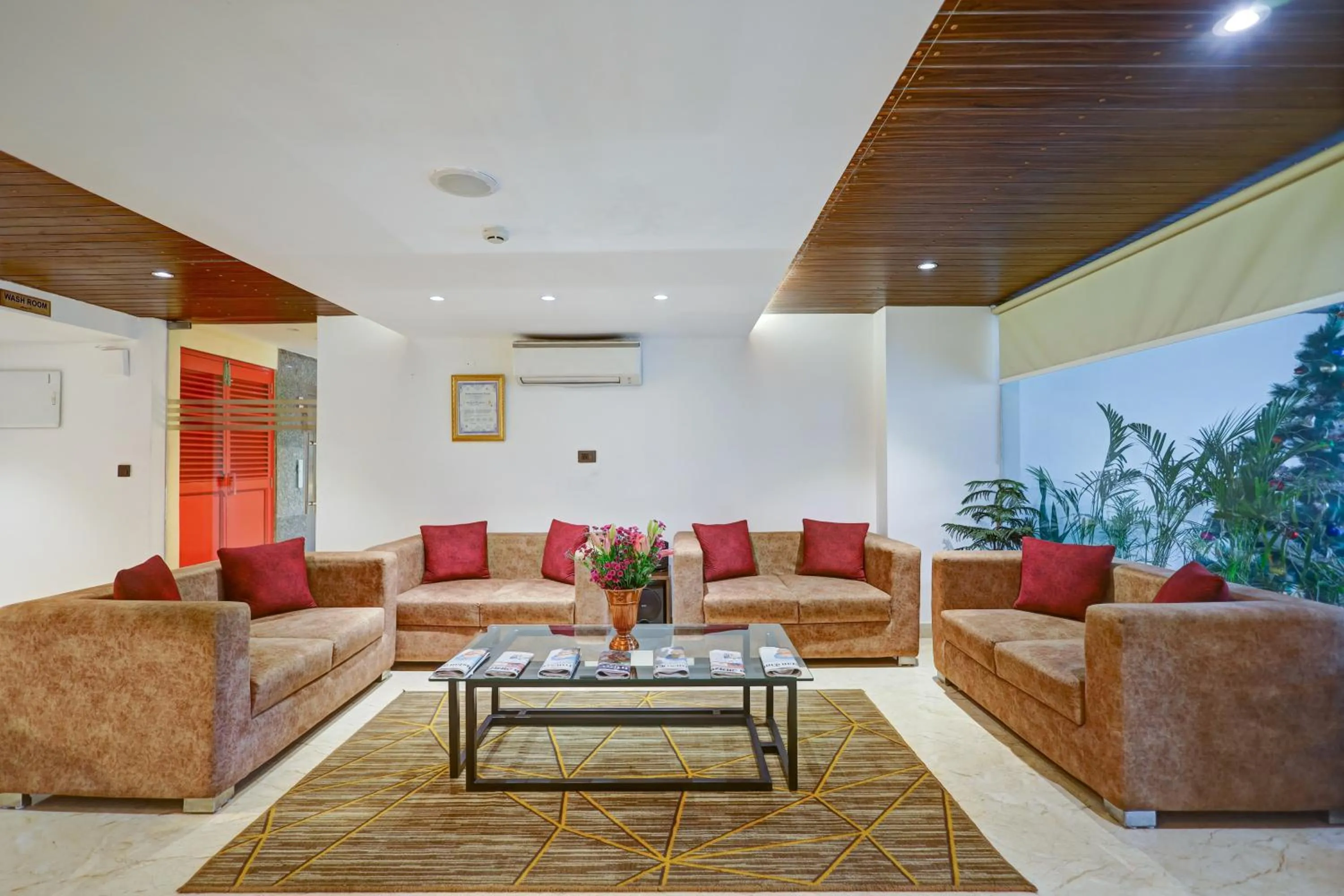 Lobby or reception in Hotel 91 Huda City Centre