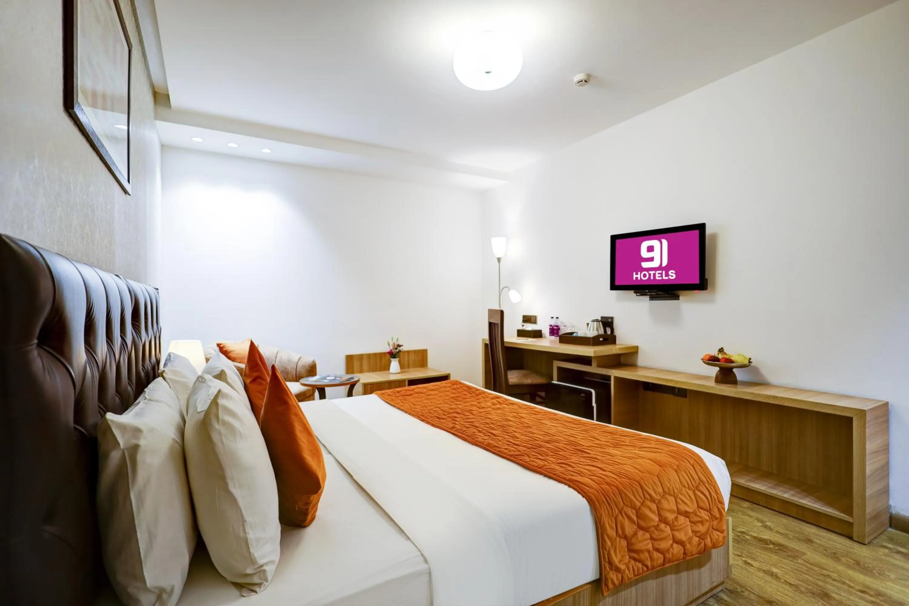 Bed in Hotel 91 Huda City Centre