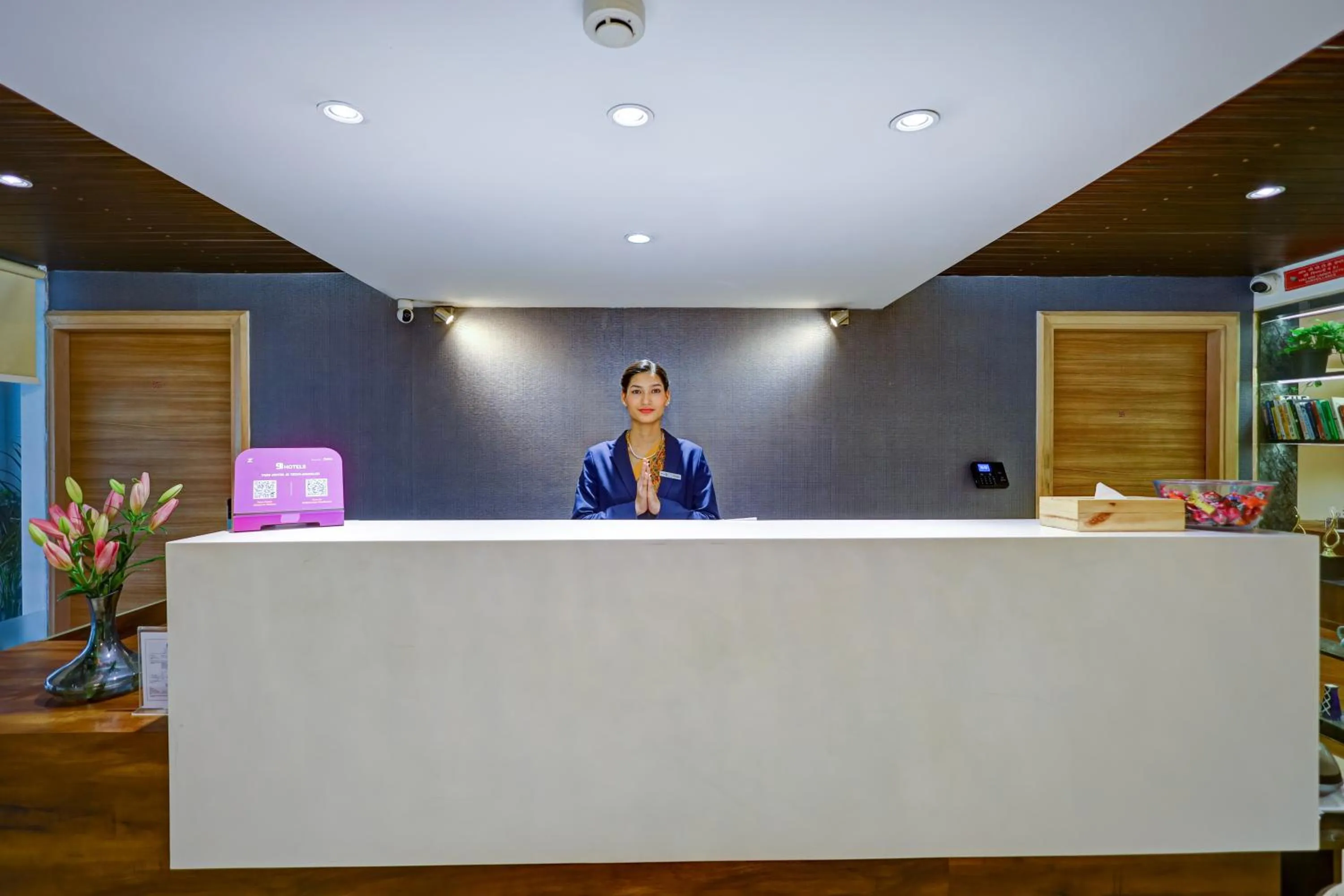 Lobby or reception in Hotel 91 Huda City Centre