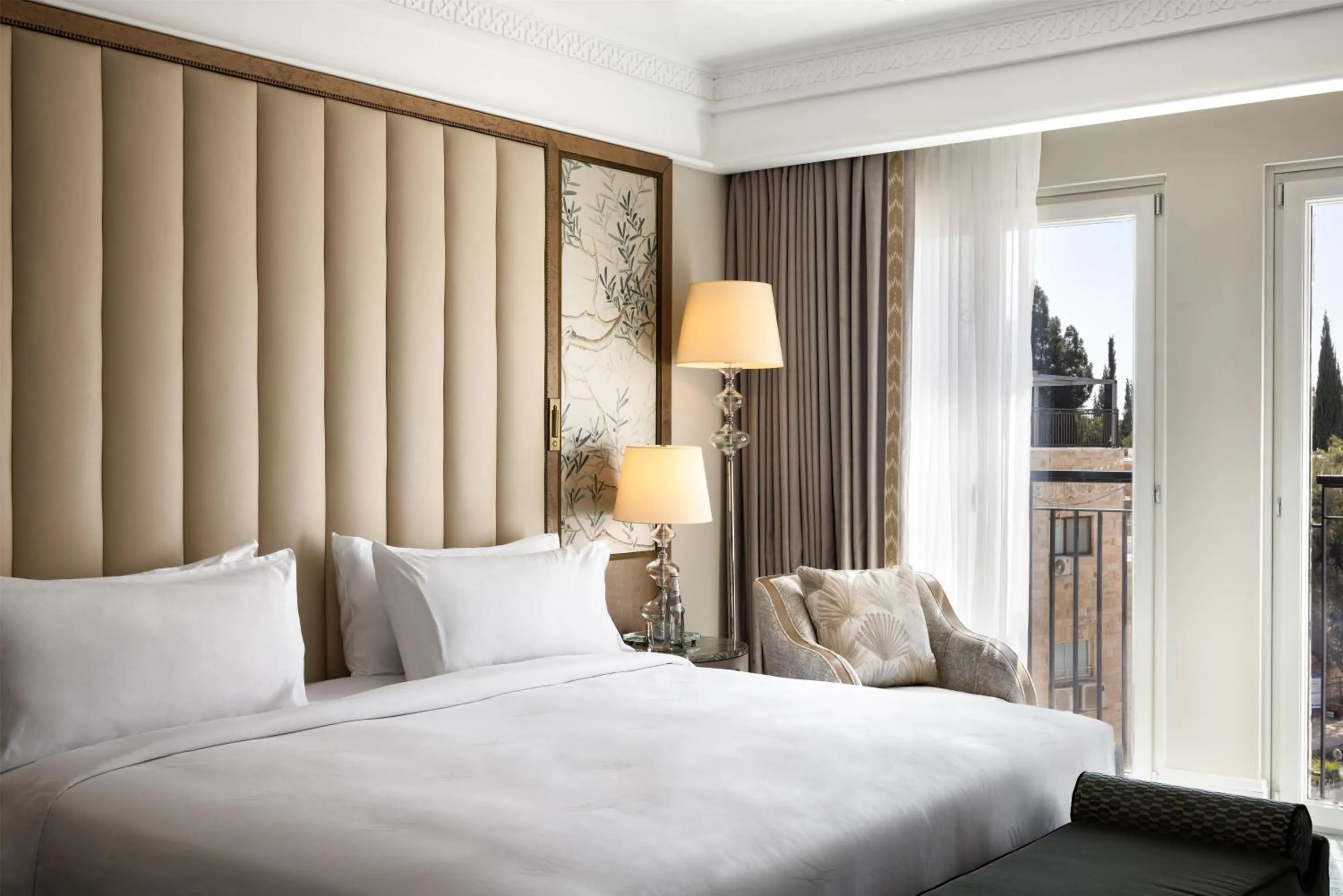 Bed in Waldorf Astoria Jerusalem