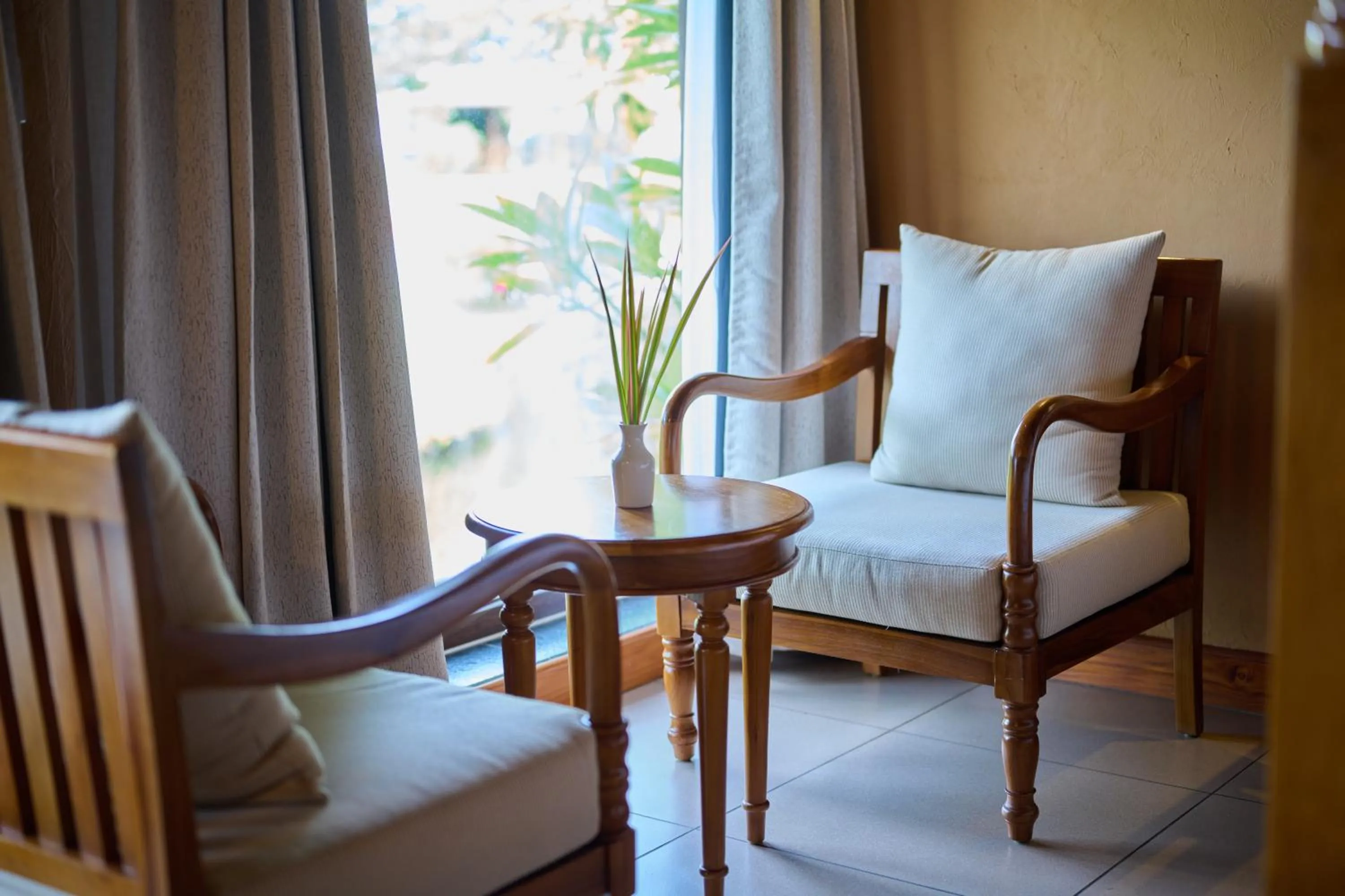 Seating area in Gokulam Grand Resort & Spa, Kumarakom