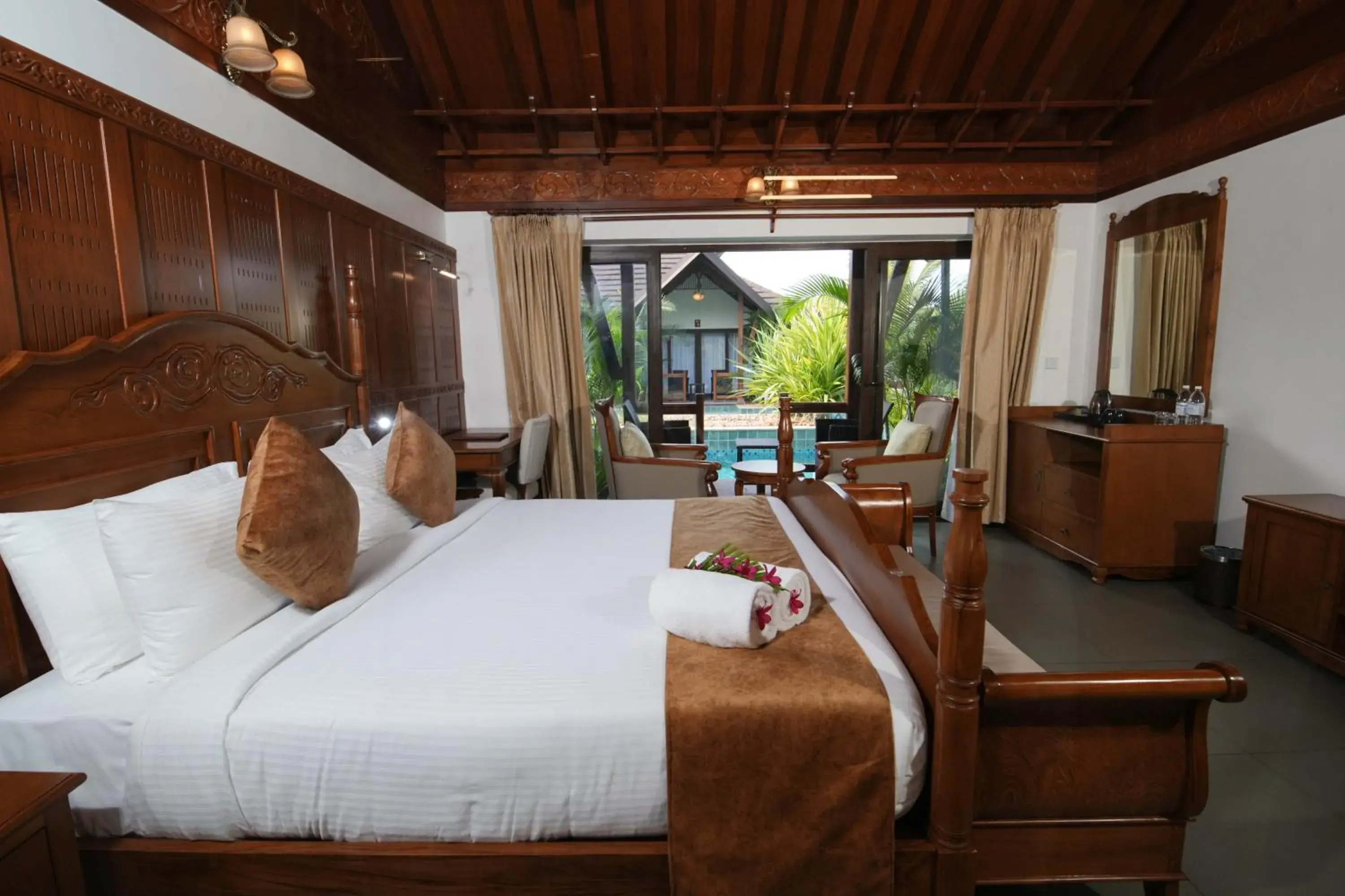 King Room with Pool View in Gokulam Grand Resort & Spa, Kumarakom King Room with Pool View in Gokulam Grand Resort & Spa, Kumarakom