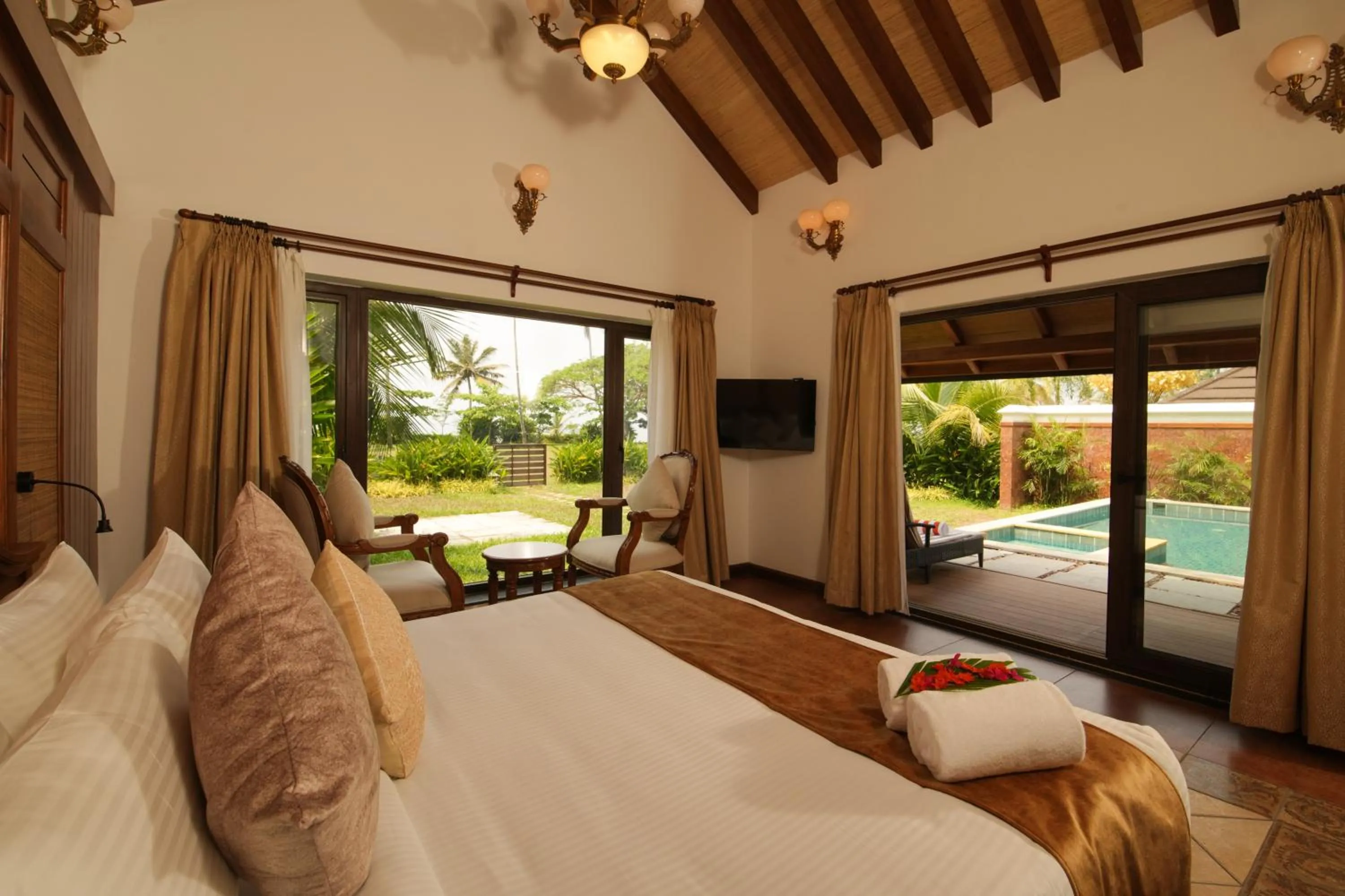 View (from property/room), Bed in Gokulam Grand Resort & Spa, Kumarakom