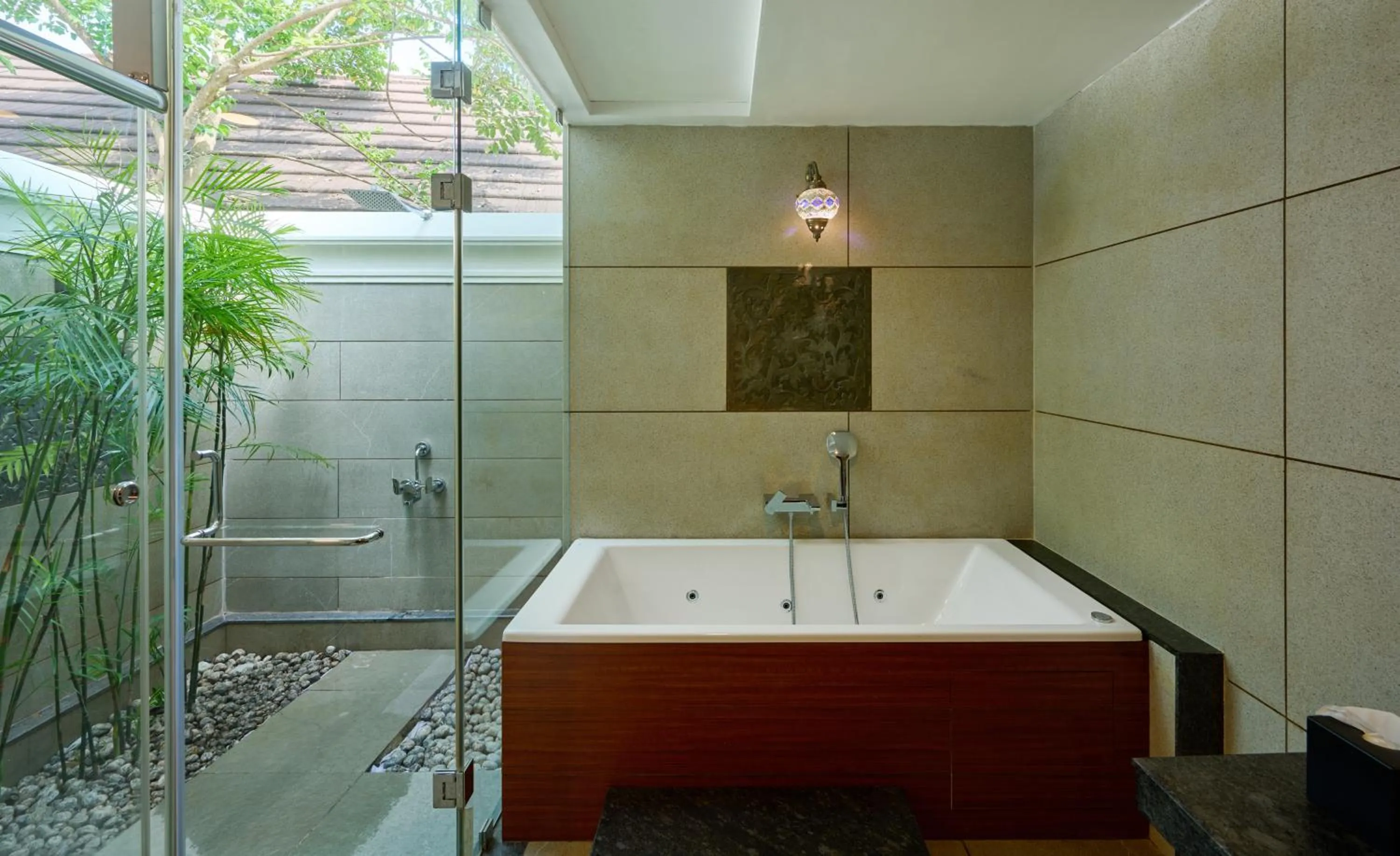 Bathroom in Gokulam Grand Resort & Spa, Kumarakom