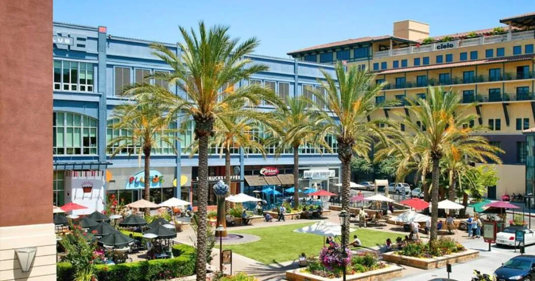 Luxury stay near Santana Row for vacation/business