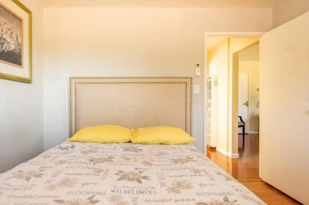 Bed in Luxury stay near Santana Row for vacation/business
