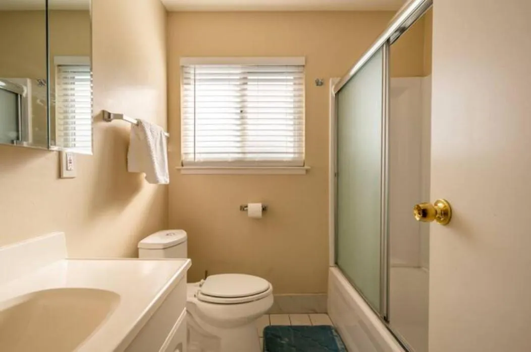 Luxury stay near Santana Row for vacation/business