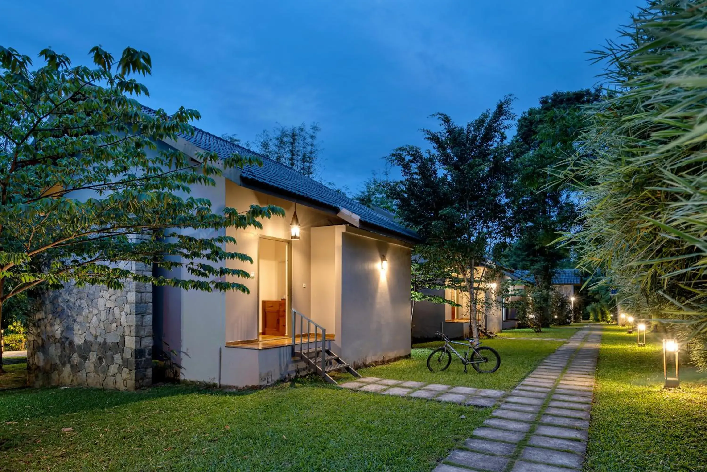 Property building in Coffee Greens Resort Property building in Coffee Greens Resort