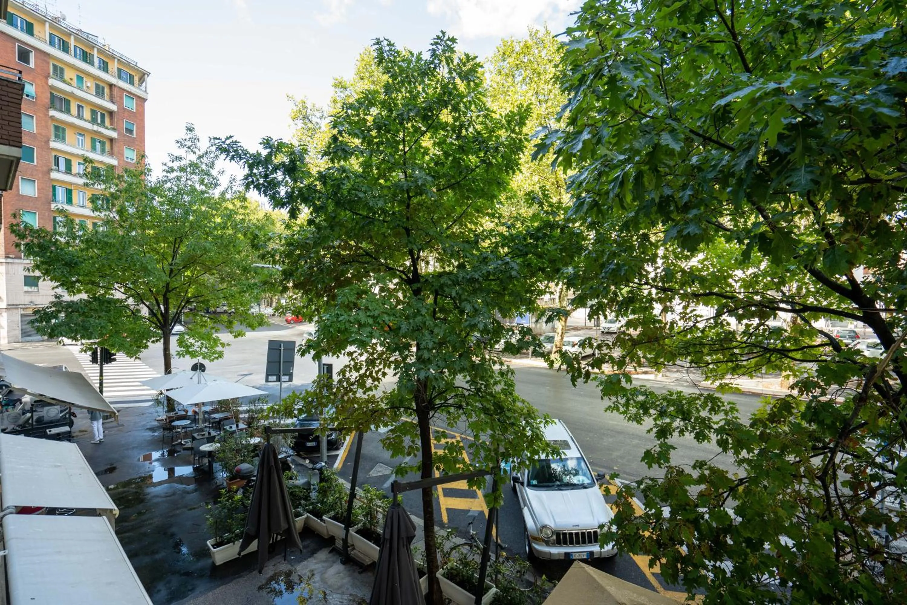 Street view in Capital Rooms