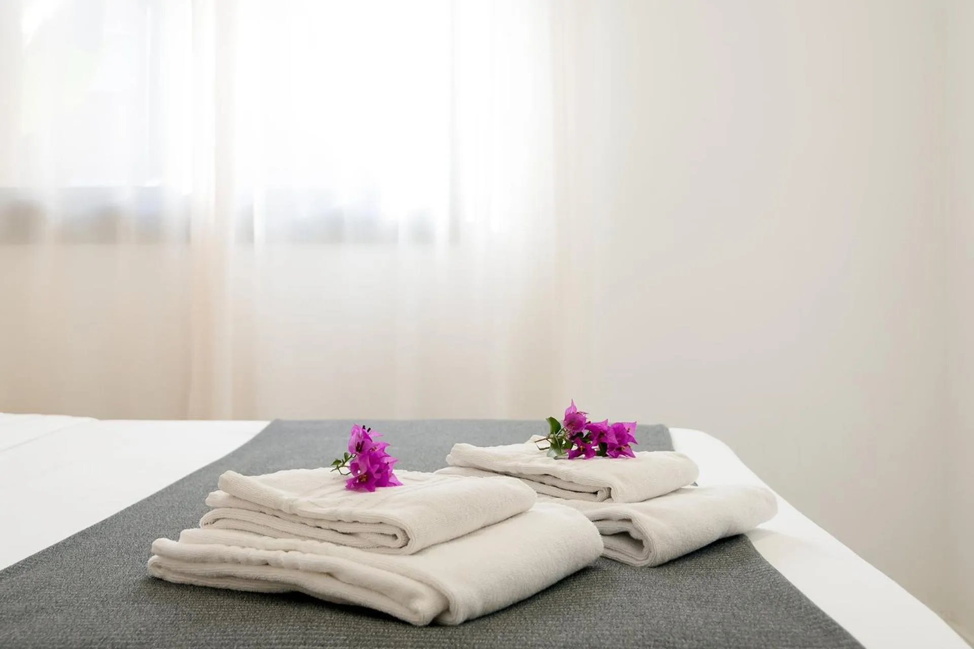 Bed in Castell Beach Aparthotel