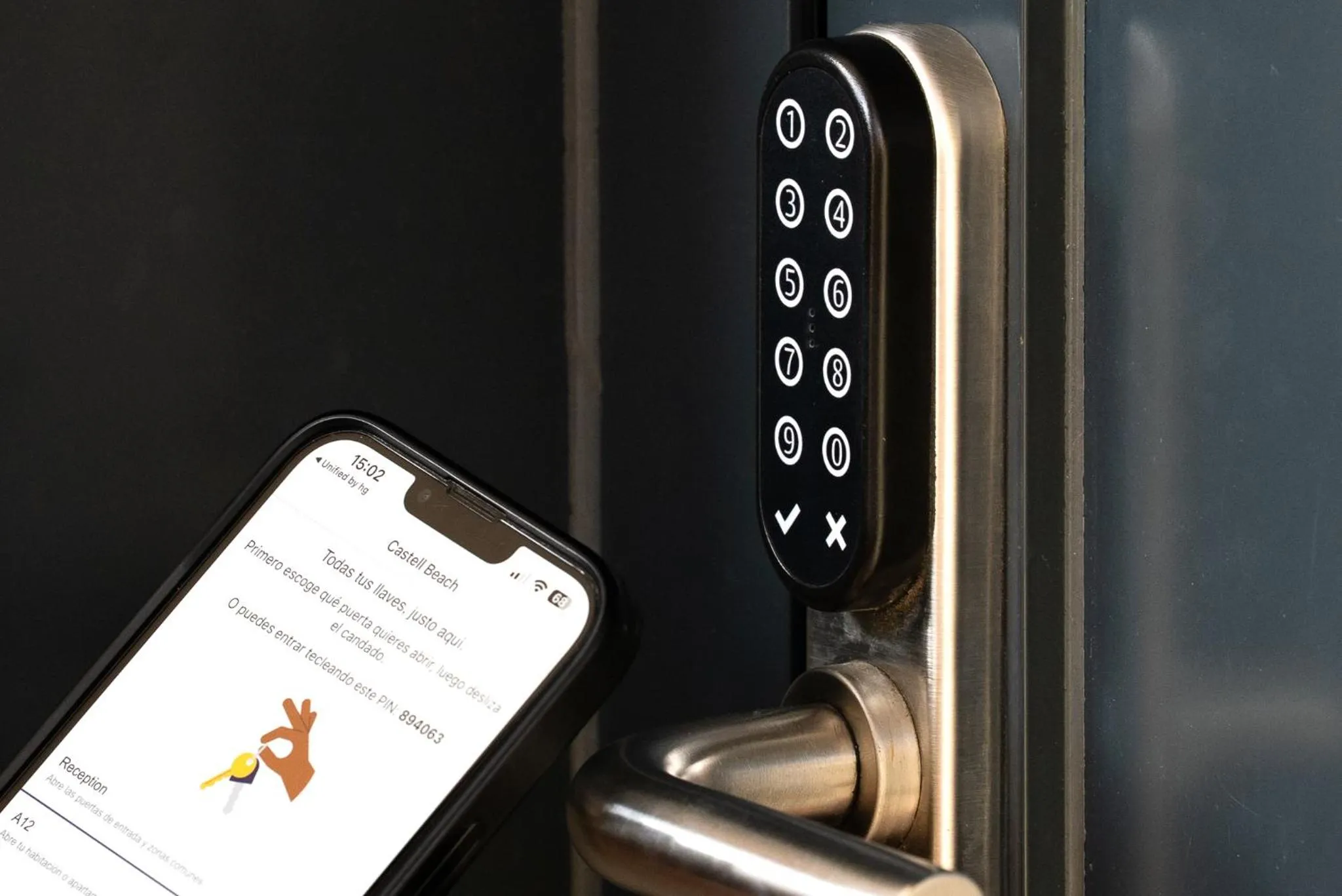 Castell Beach Aparthotel