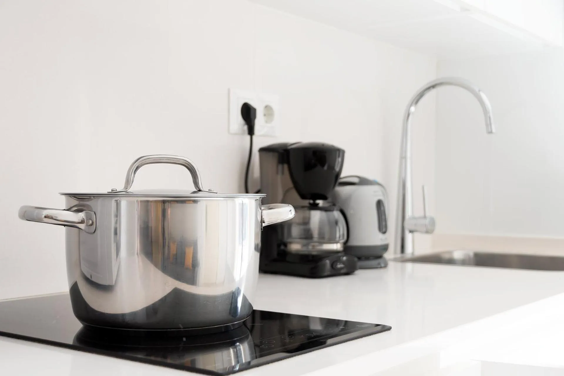 Decorative detail in Castell Beach Aparthotel