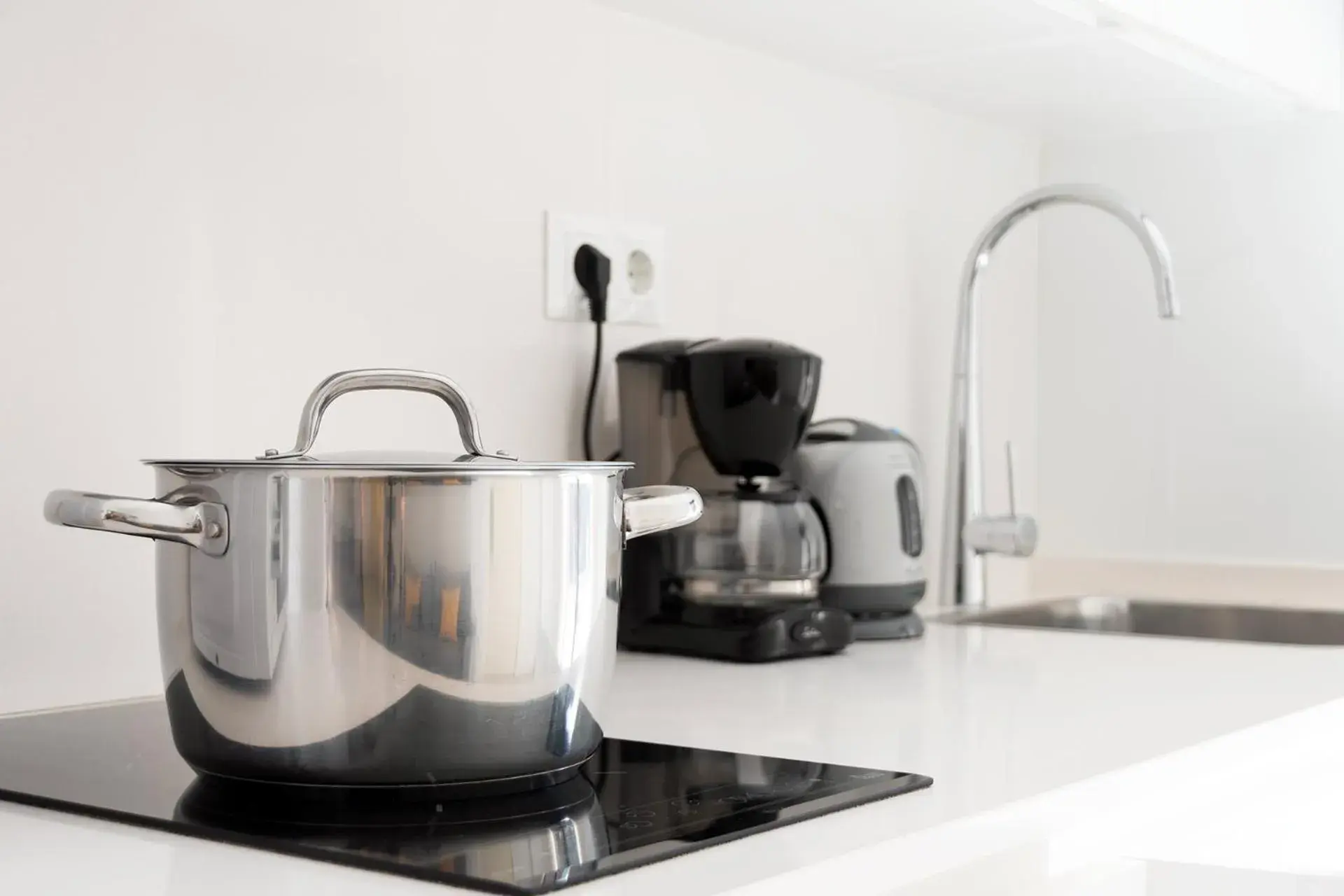 Studio in Castell Beach Aparthotel Studio in Castell Beach Aparthotel