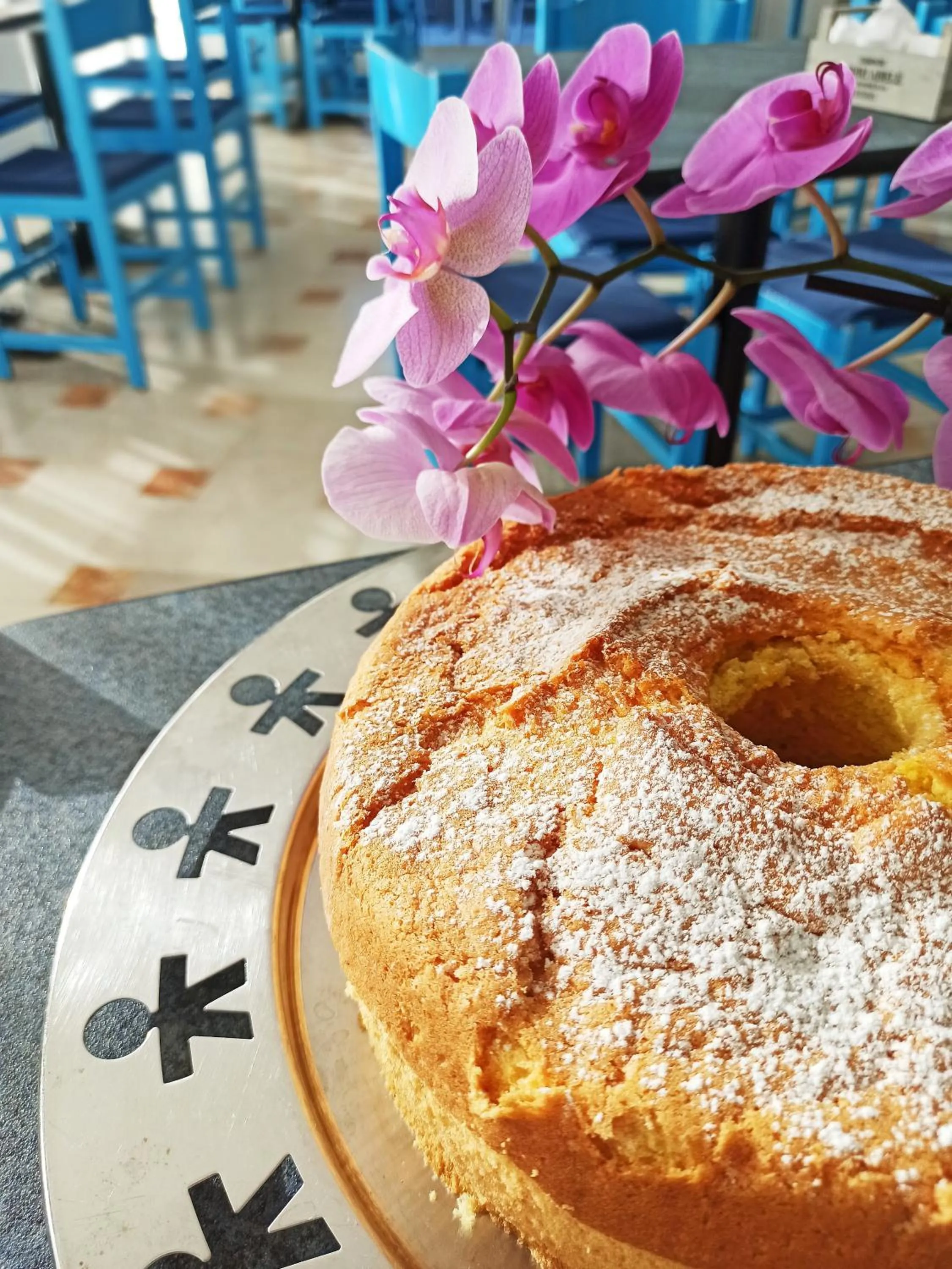 Food and drinks in Arix Hotel