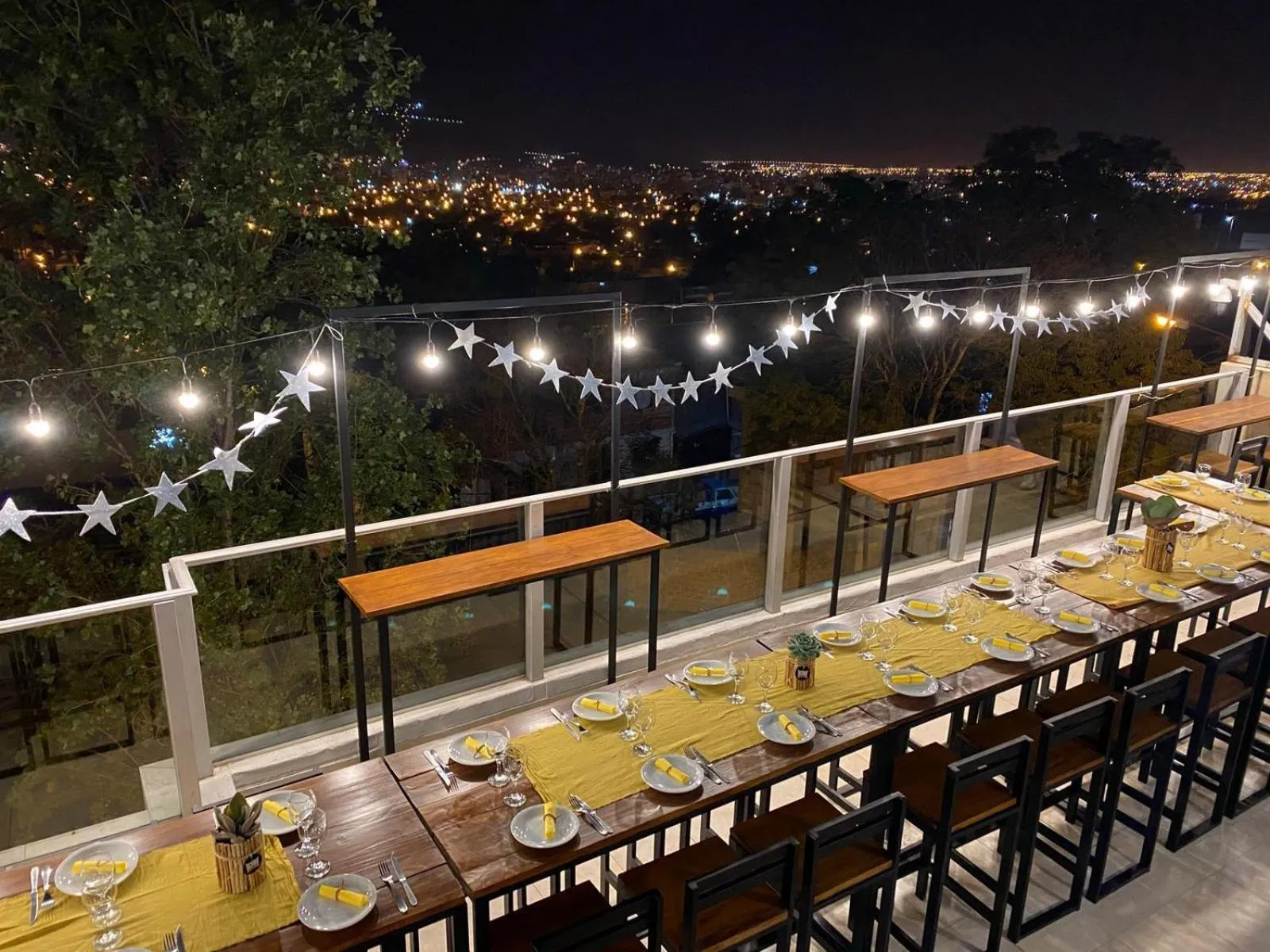 Restaurant/places to eat in Giova Apart Salta