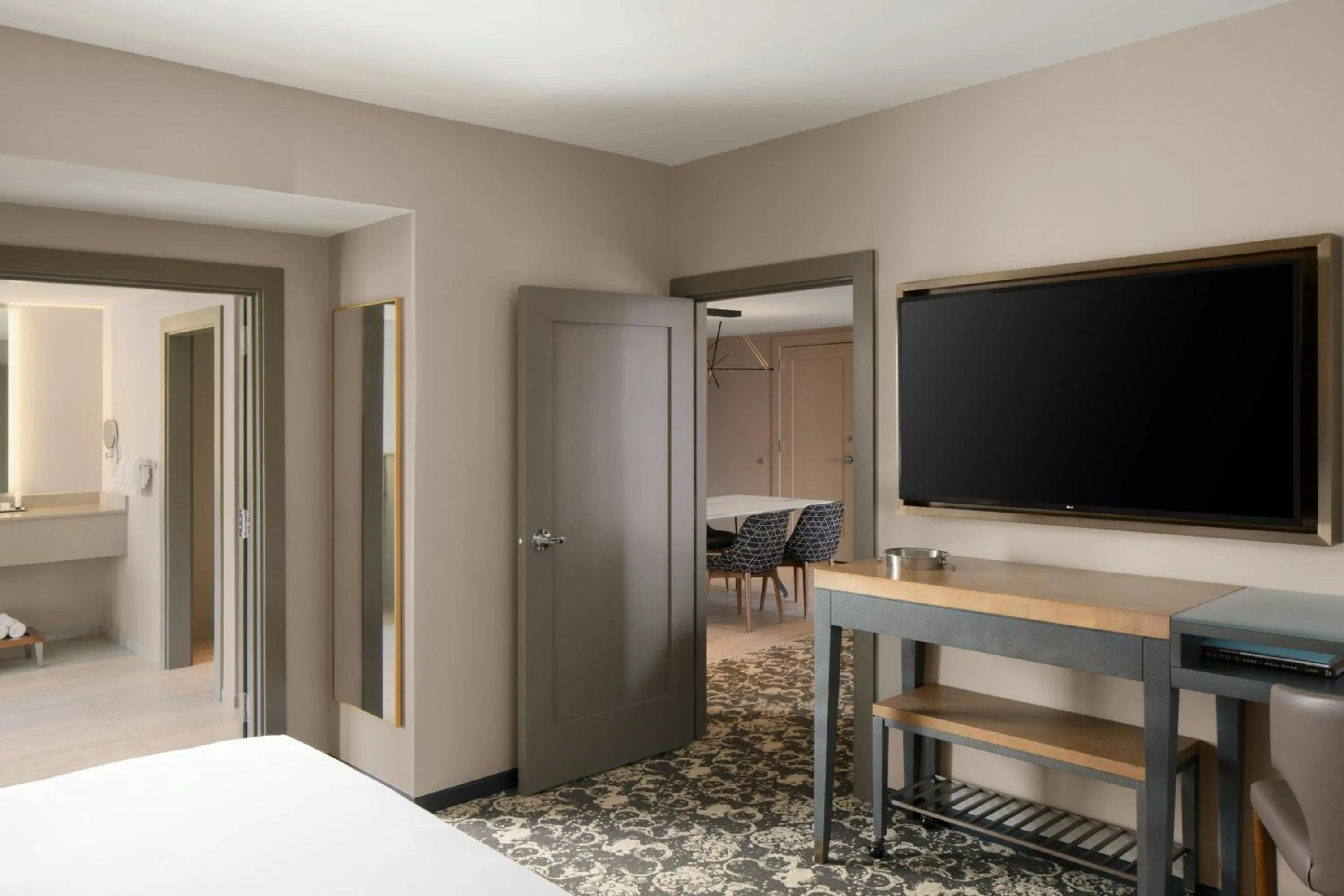 Bedroom, Bed in Epicurean Atlanta, Autograph Collection