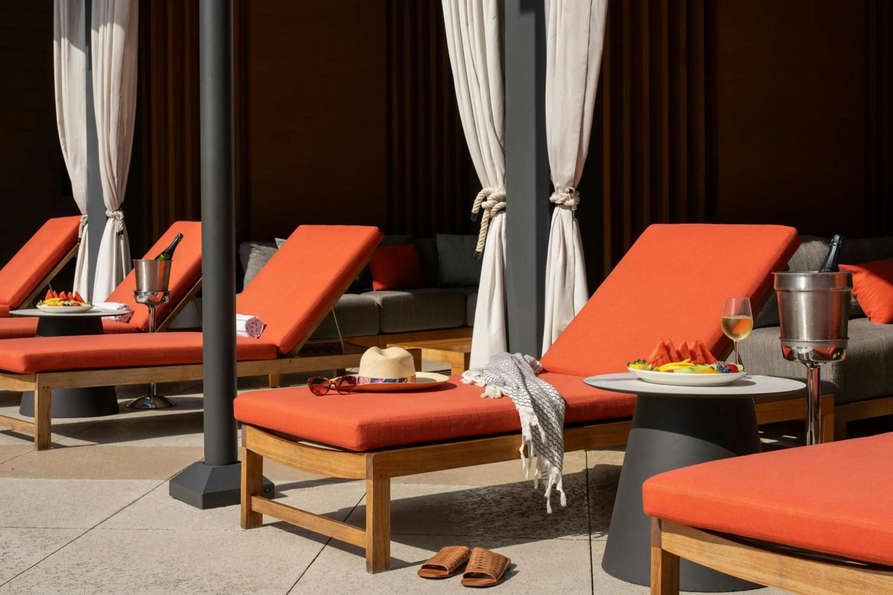 Swimming pool in Epicurean Atlanta, Autograph Collection