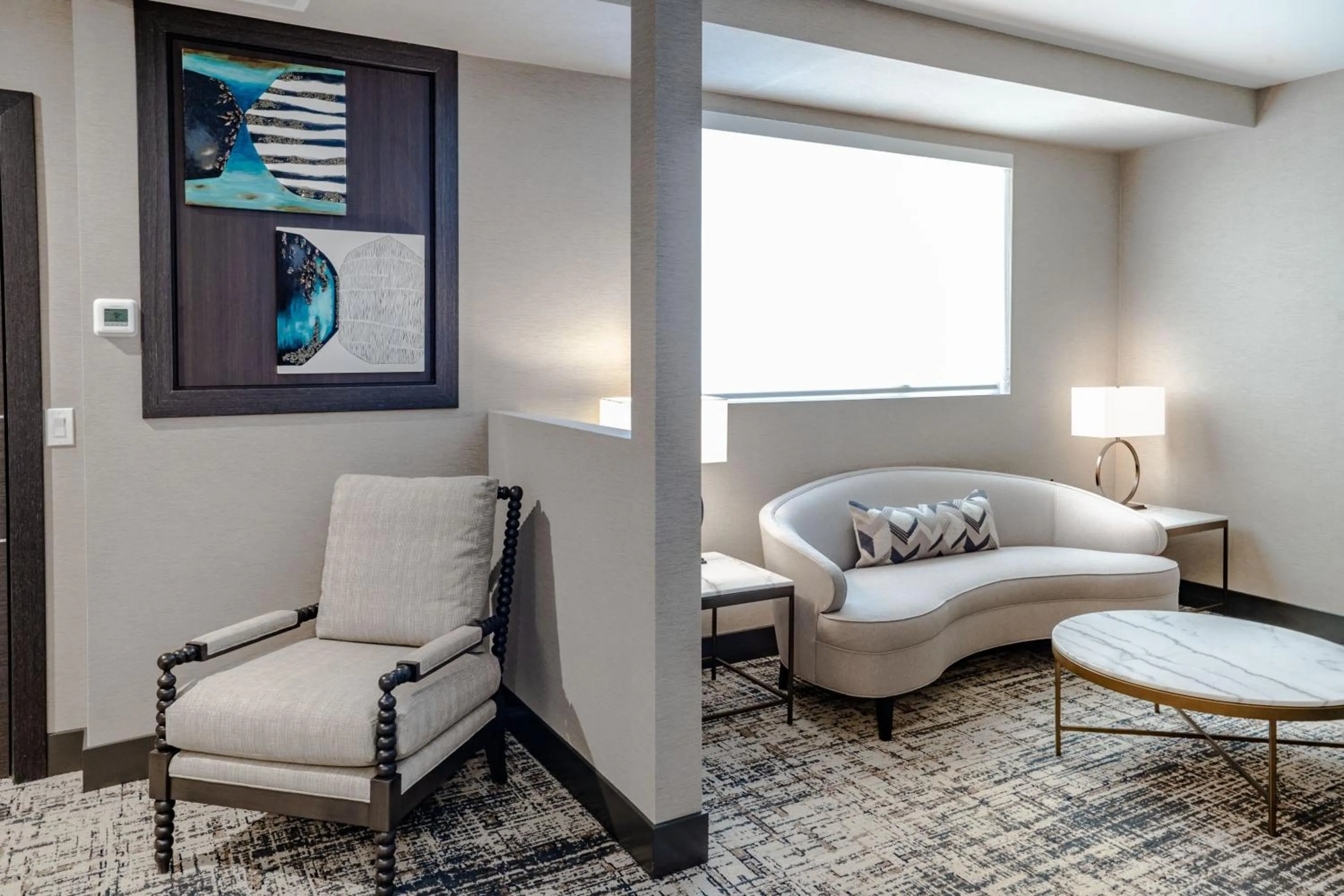 Living room in SpringHill Suites by Marriott Chicago Chinatown