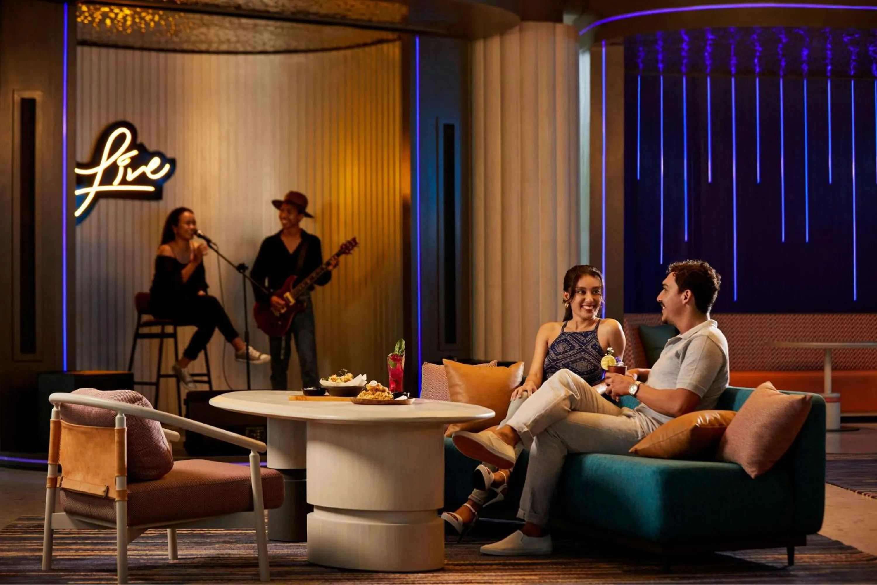 Lounge or bar in Aloft Bali Kuta at Beachwalk