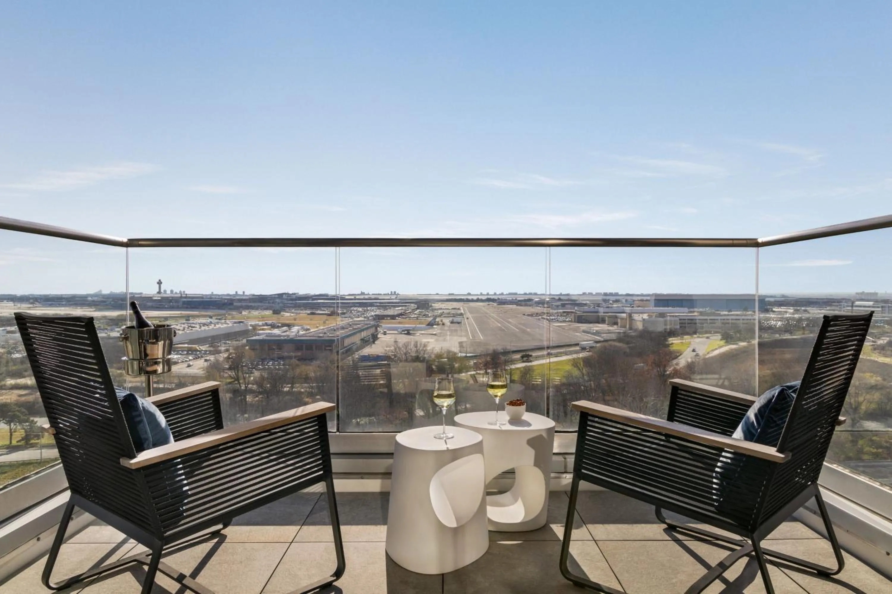 Meeting/conference room in Marriott New York JFK Airport