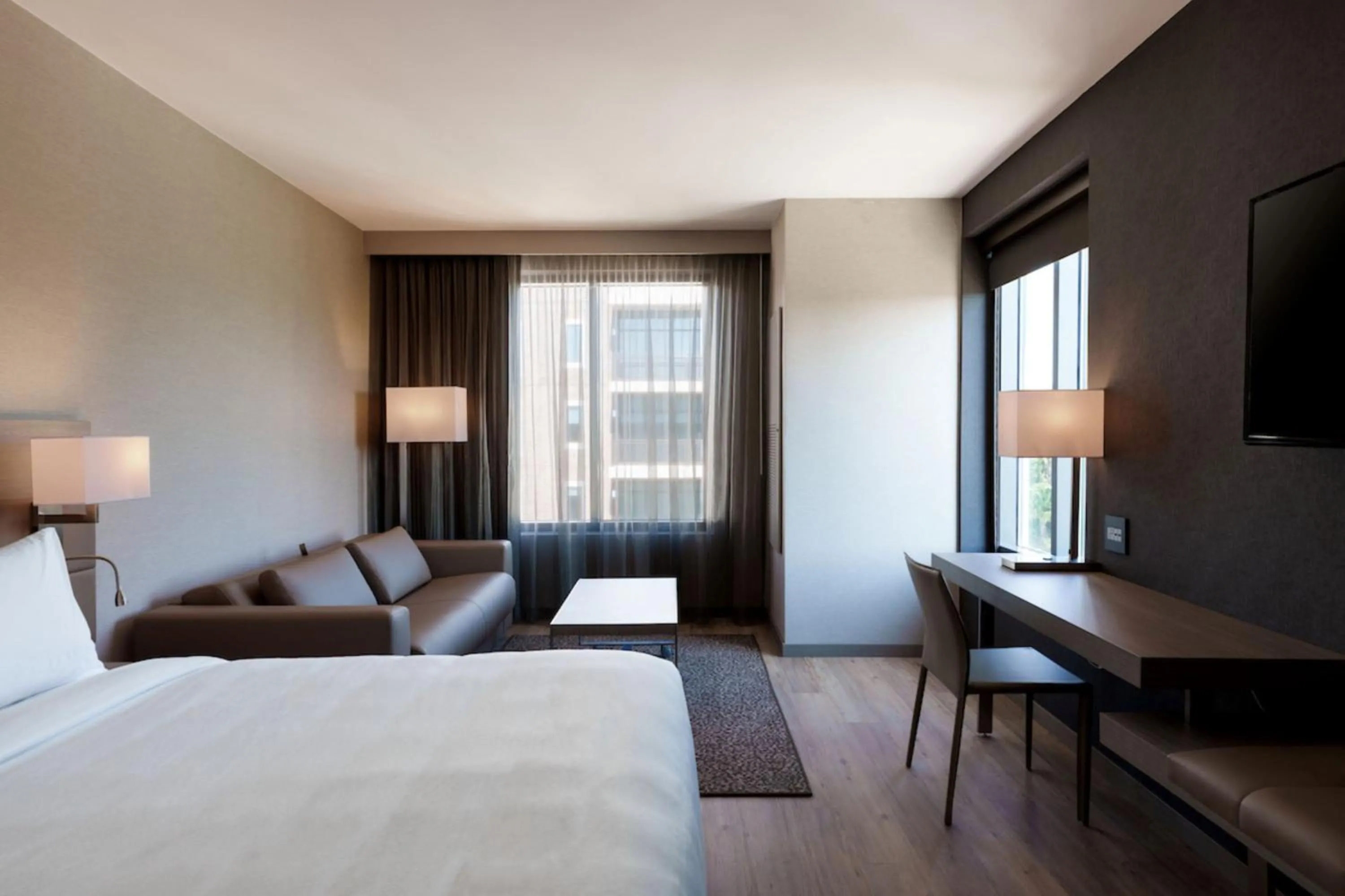 Photo of the whole room, Bed in AC Hotel by Marriott Tallahassee Universities at the Capitol