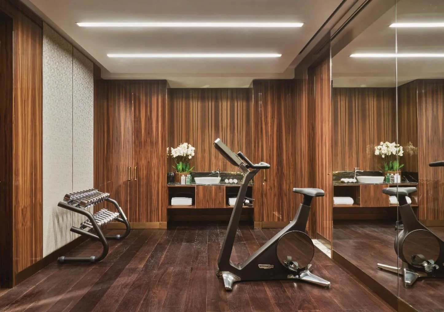 Photo of the whole room in Mandarin Oriental Bosphorus, Istanbul