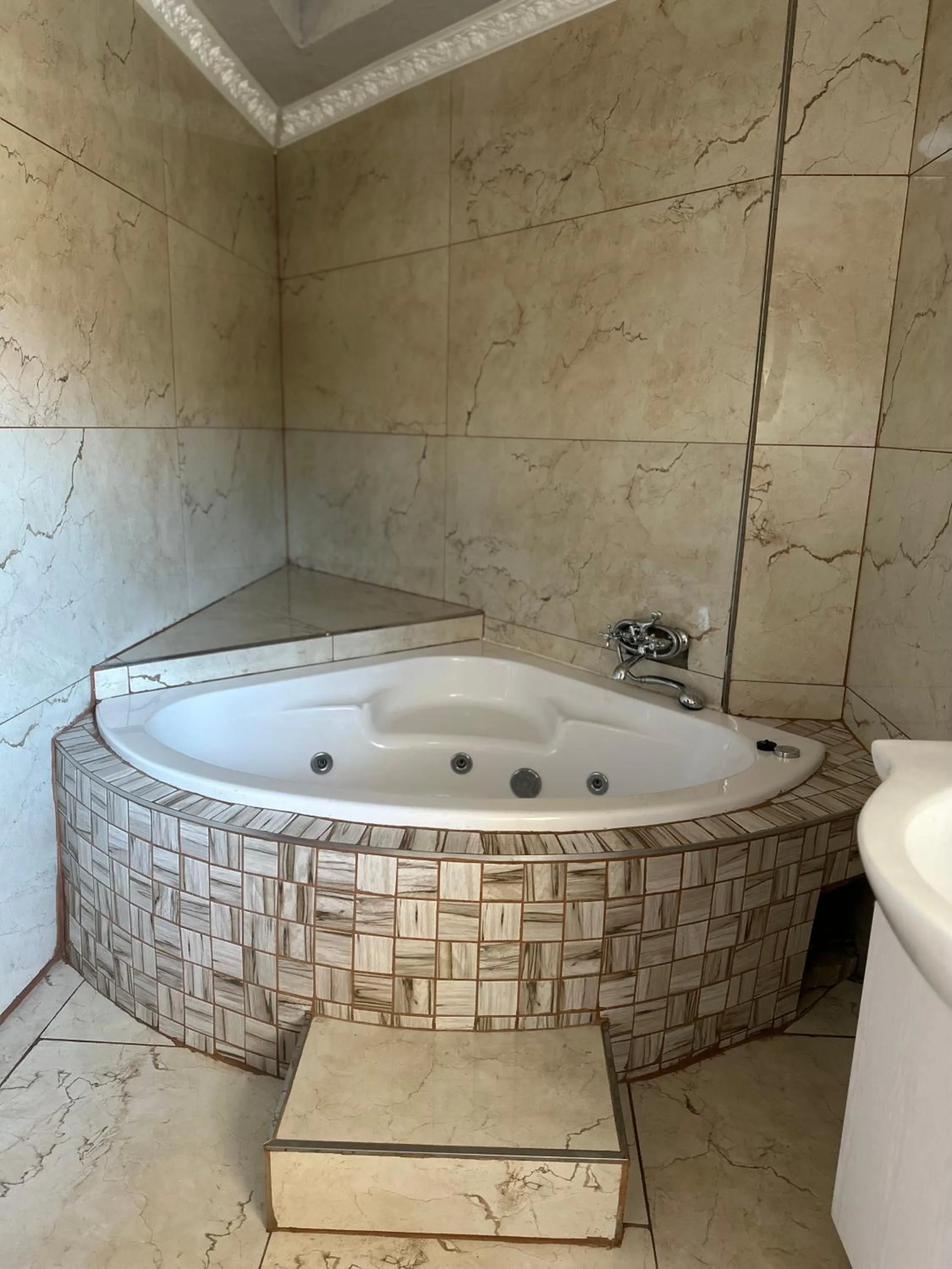 Bathroom in Kimberley Boutique Guest Lodge