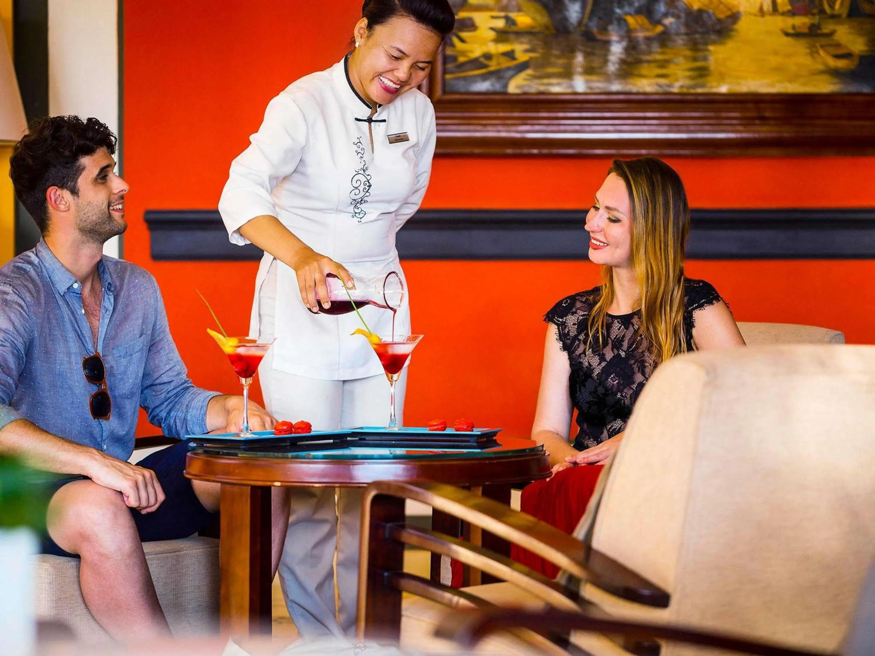 Lounge or bar in La Veranda Resort Phu Quoc - MGallery