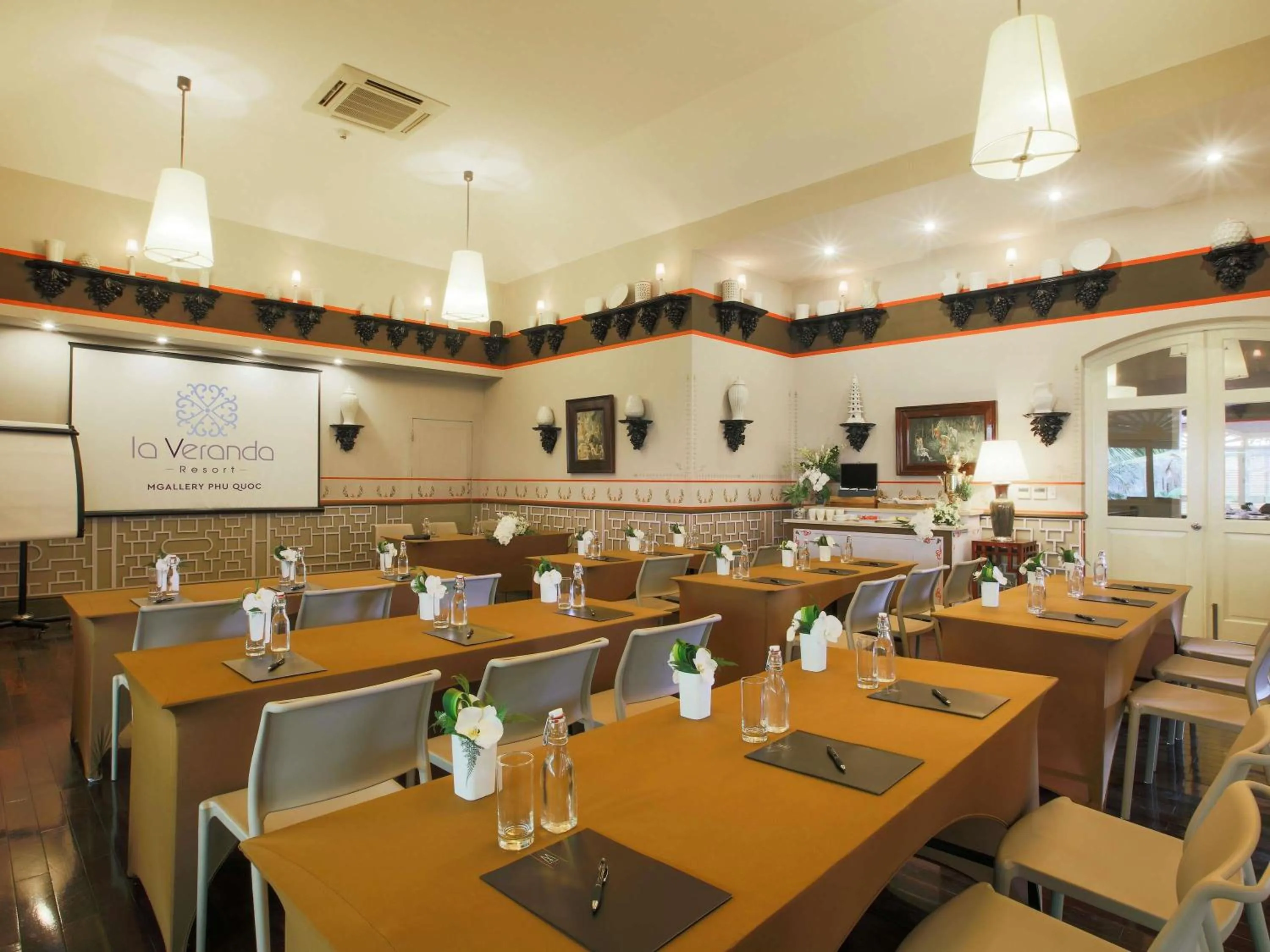 Meeting/conference room in La Veranda Resort Phu Quoc - MGallery