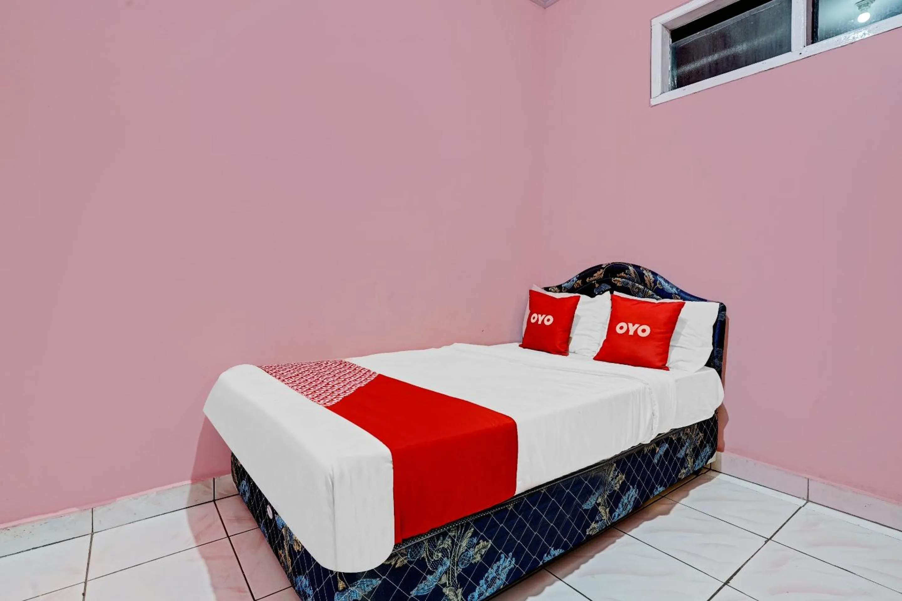 Bedroom in OYO 90289 Lestari Syariah Homestay