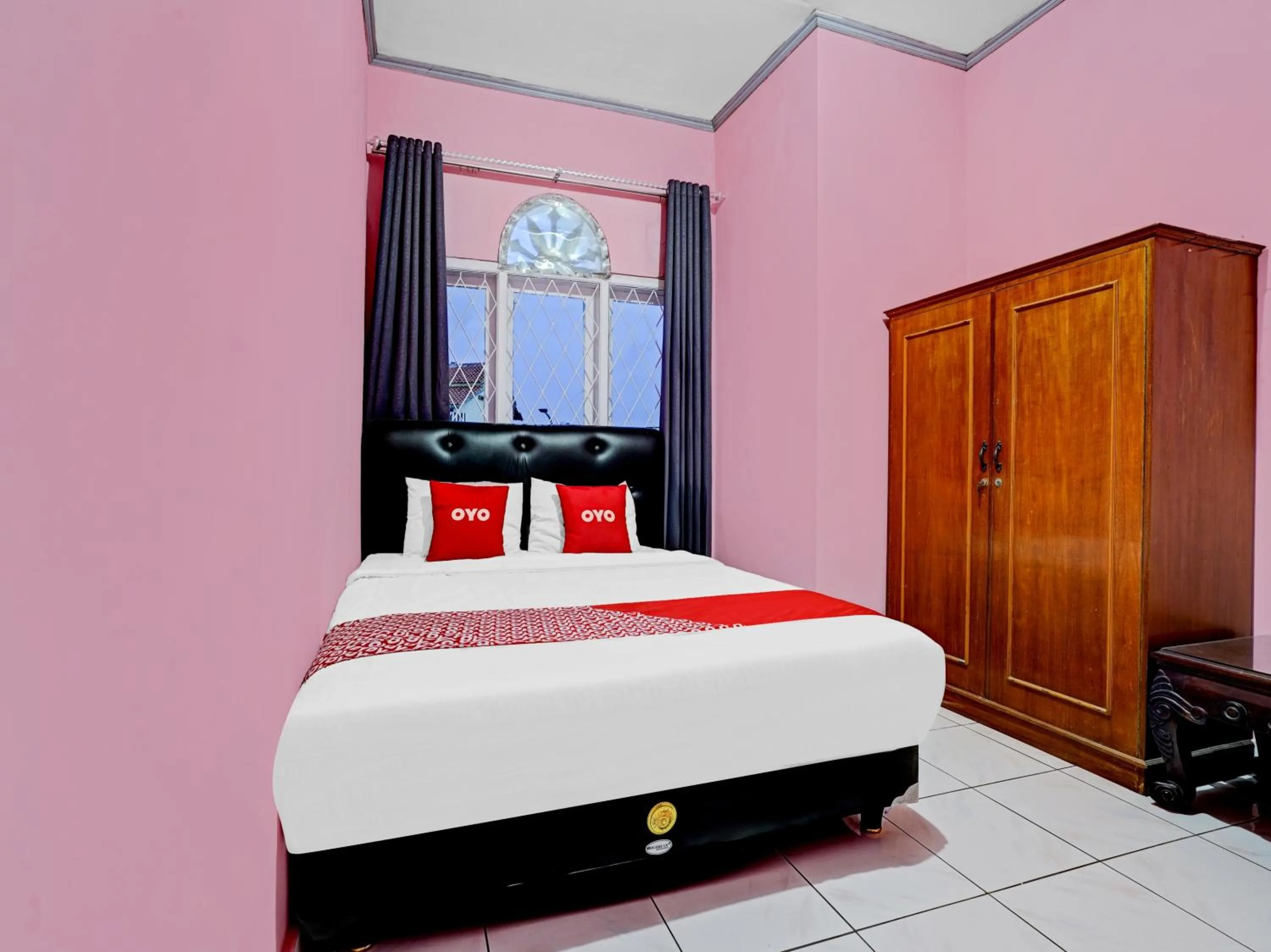 Deluxe Double Room in OYO 90289 Lestari Syariah Homestay