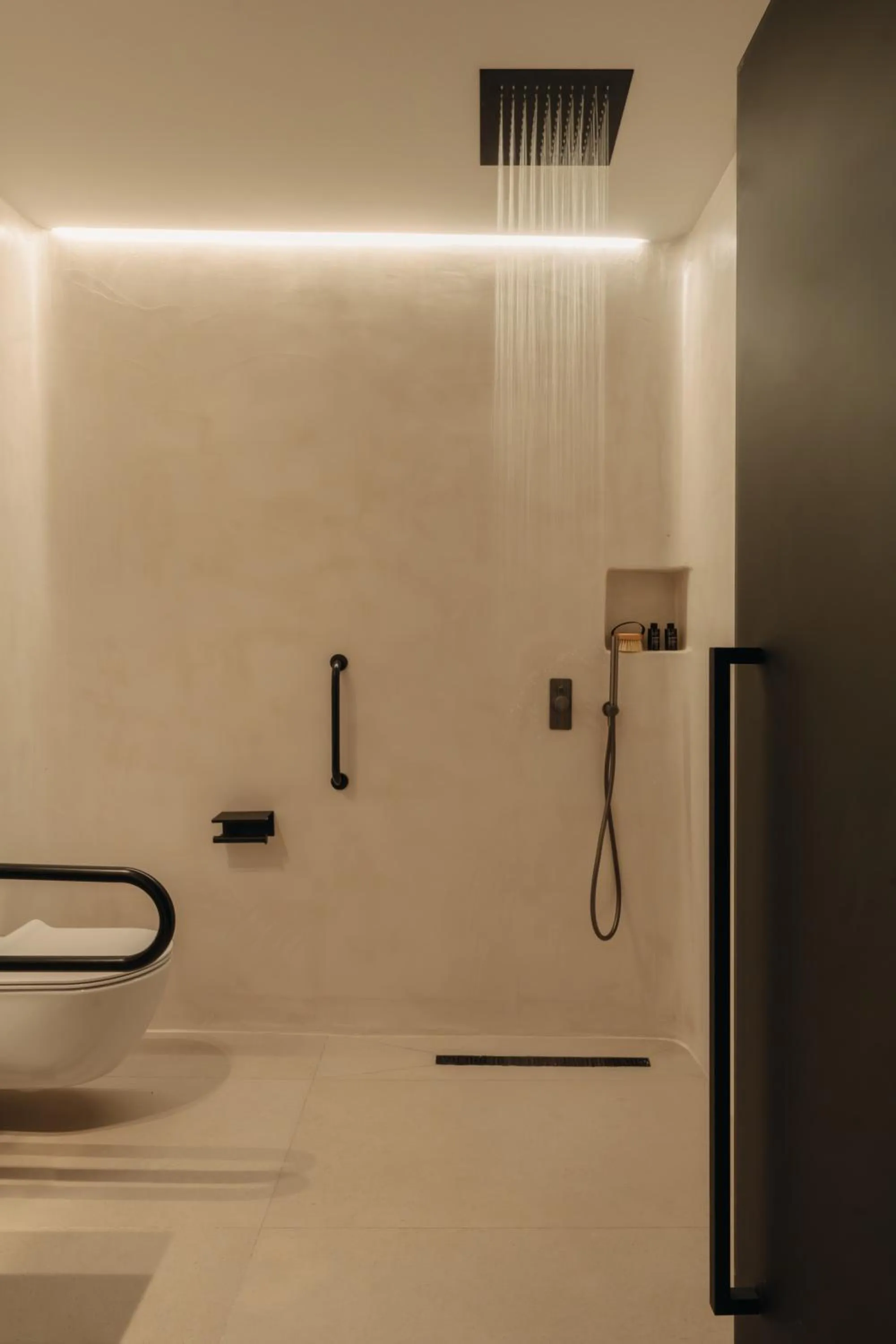 Shower in Bard De Sol