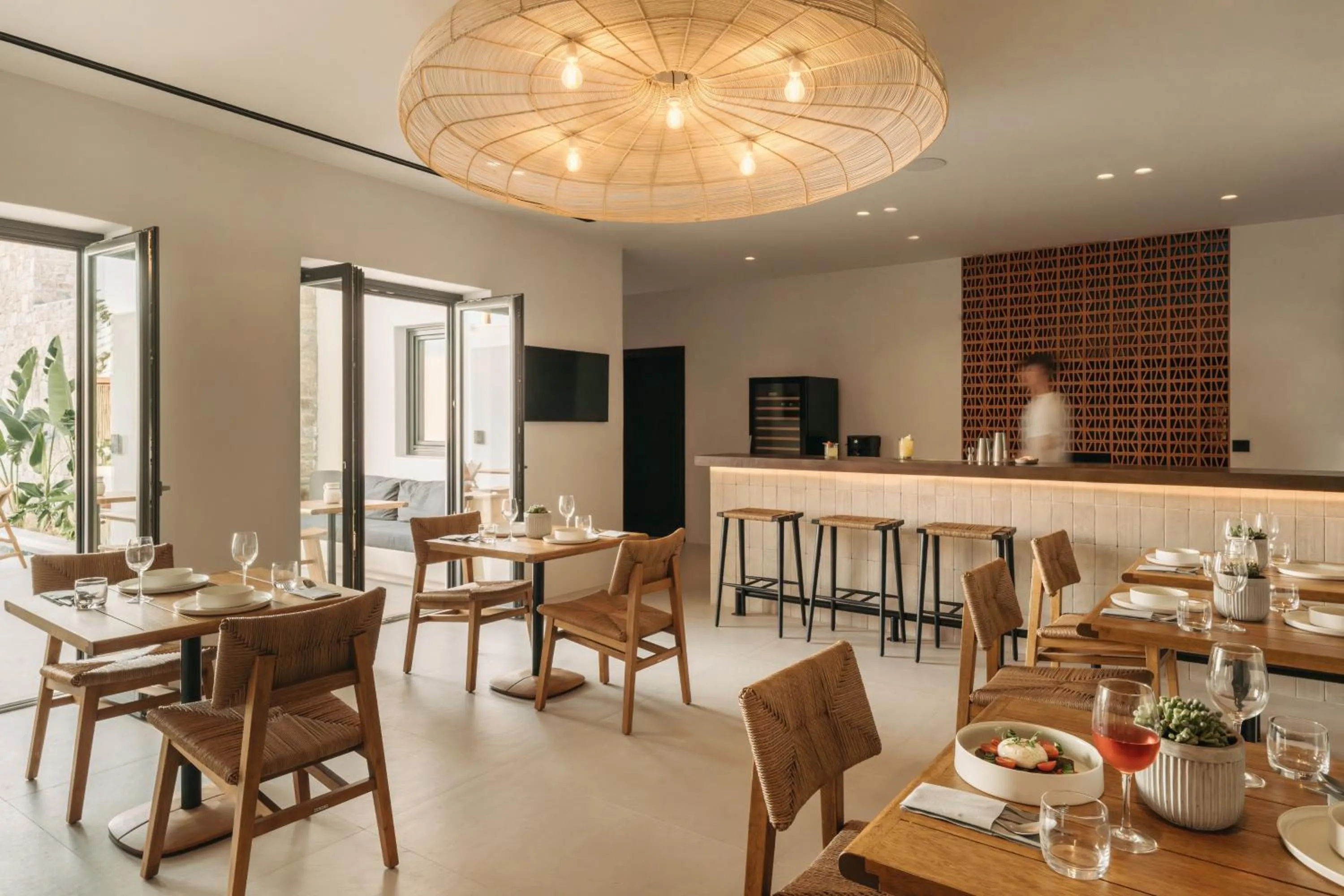 Restaurant/places to eat in Bard De Sol