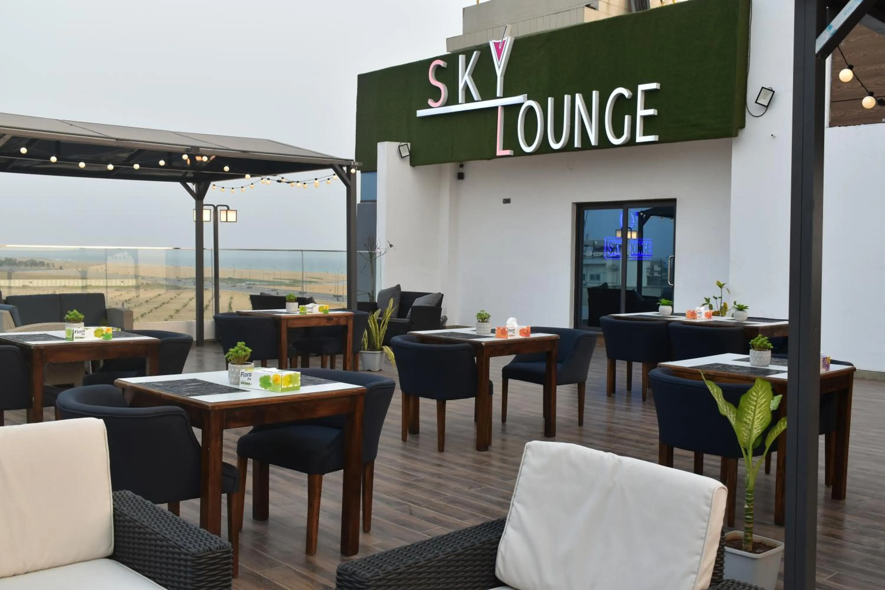 Restaurant/places to eat in Hotel La Casa Cielo