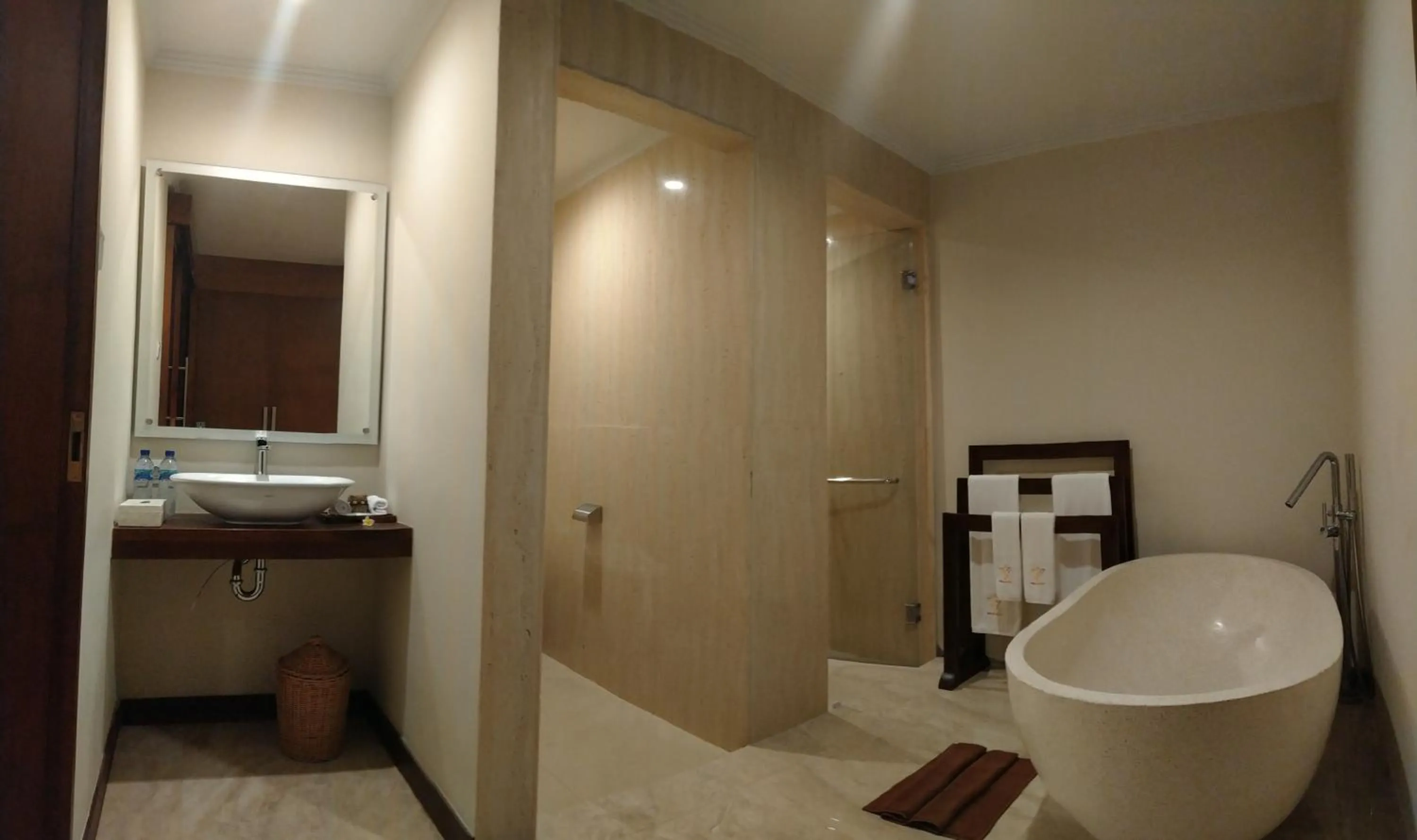 Bathroom in The Grand Villandra Resort Lovina