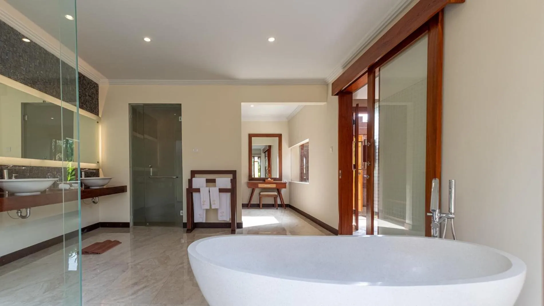 Bathroom in The Grand Villandra Resort Lovina