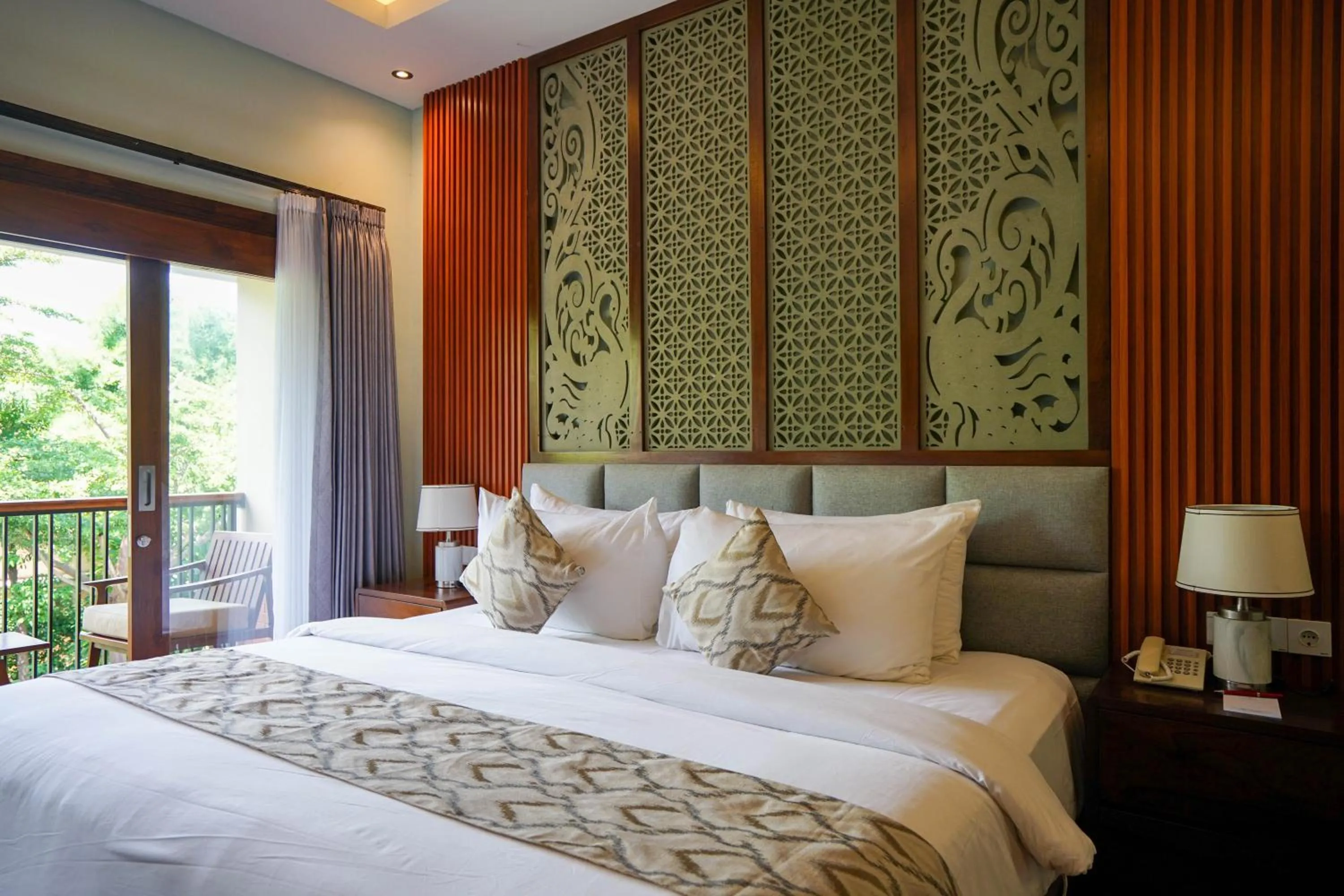 Bedroom, Bed in The Grand Villandra Resort Lovina