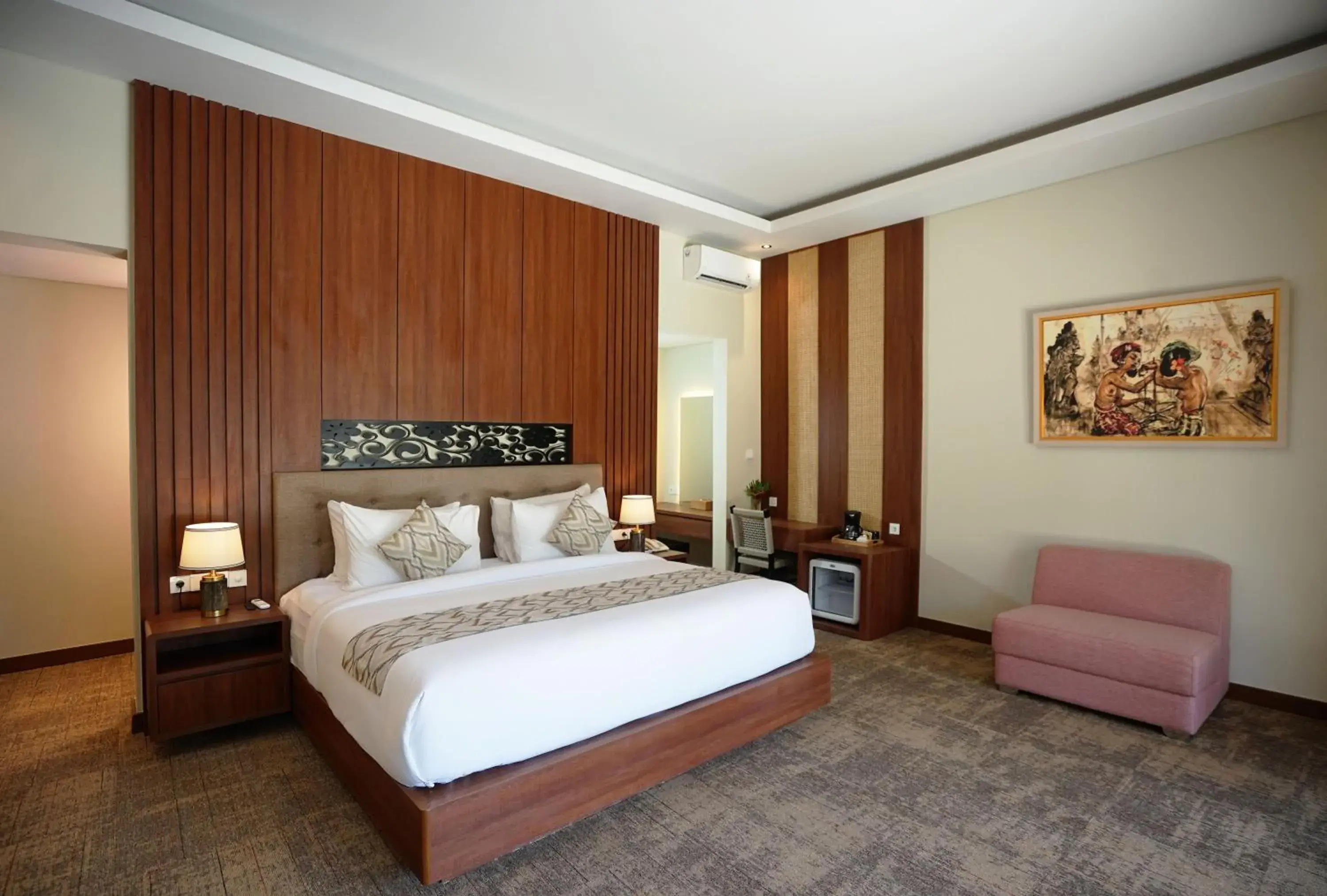 Suite King Room in The Grand Villandra Resort Lovina Suite King Room in The Grand Villandra Resort Lovina