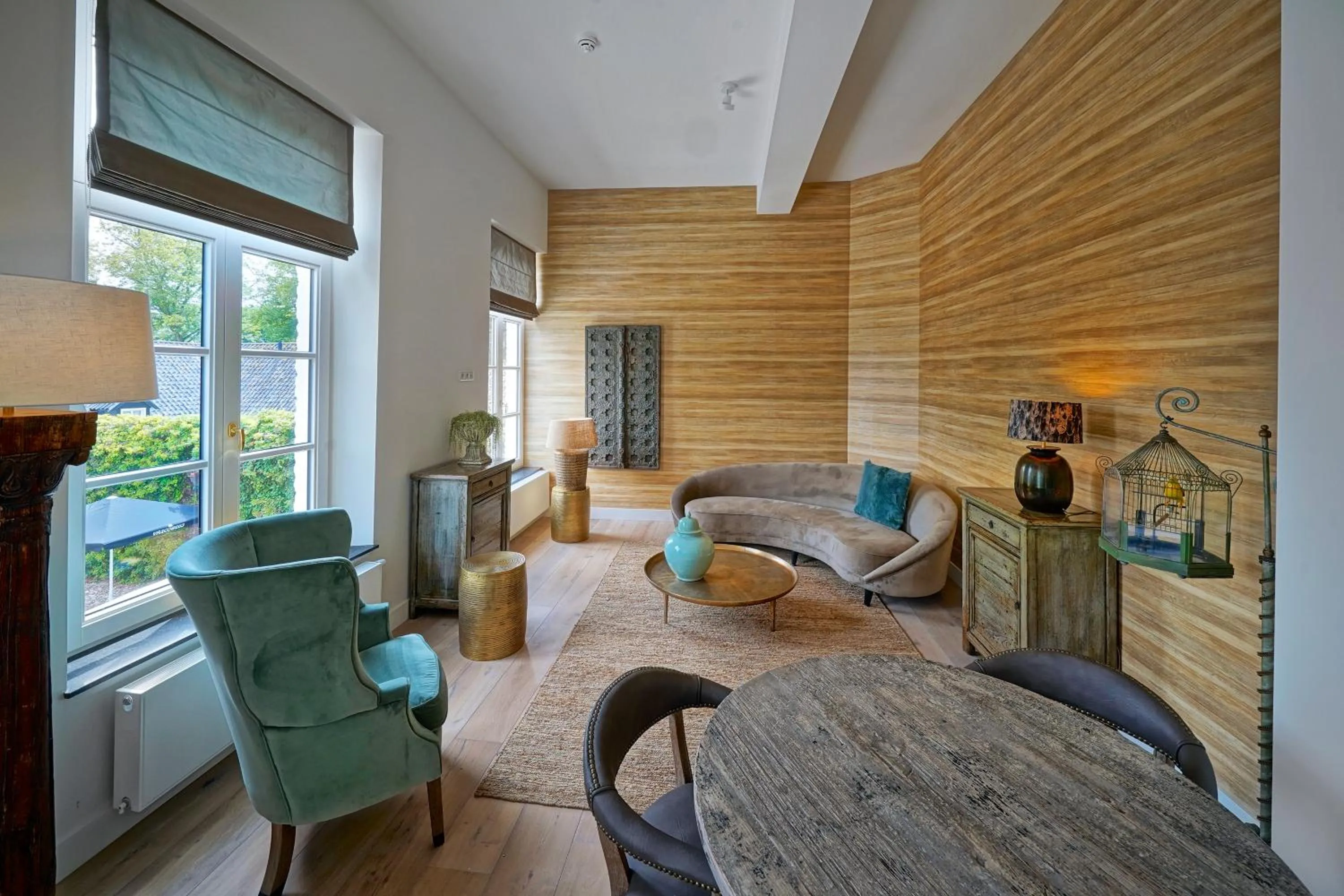 Living room, Bed in Hotel Abdijhof Thorn